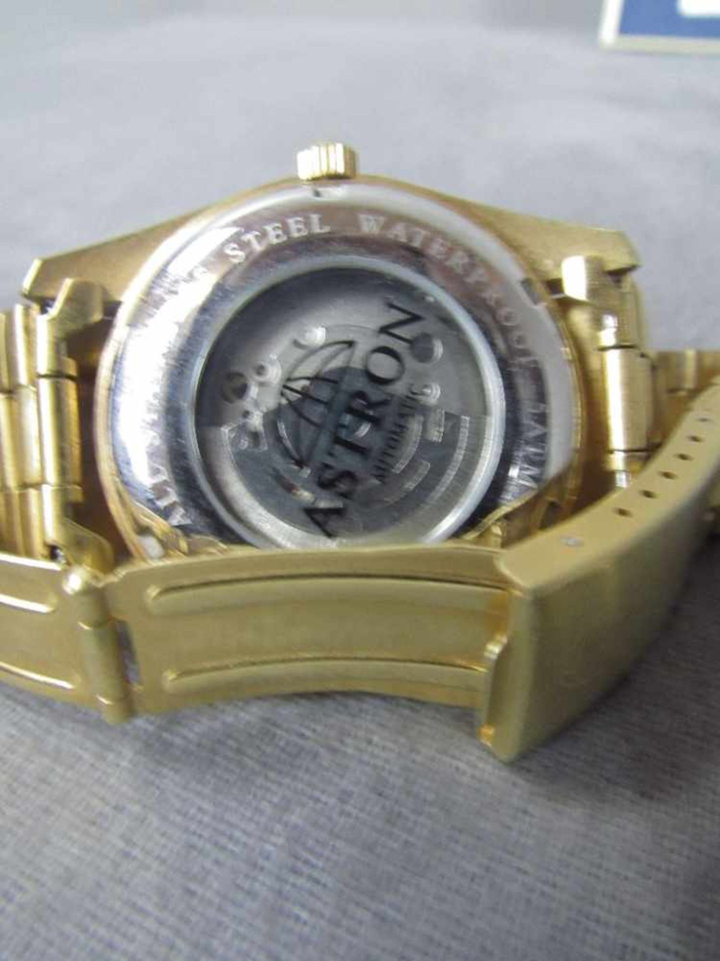 Zwei Armbanduhren ungetragen - Bild 2 aus 3