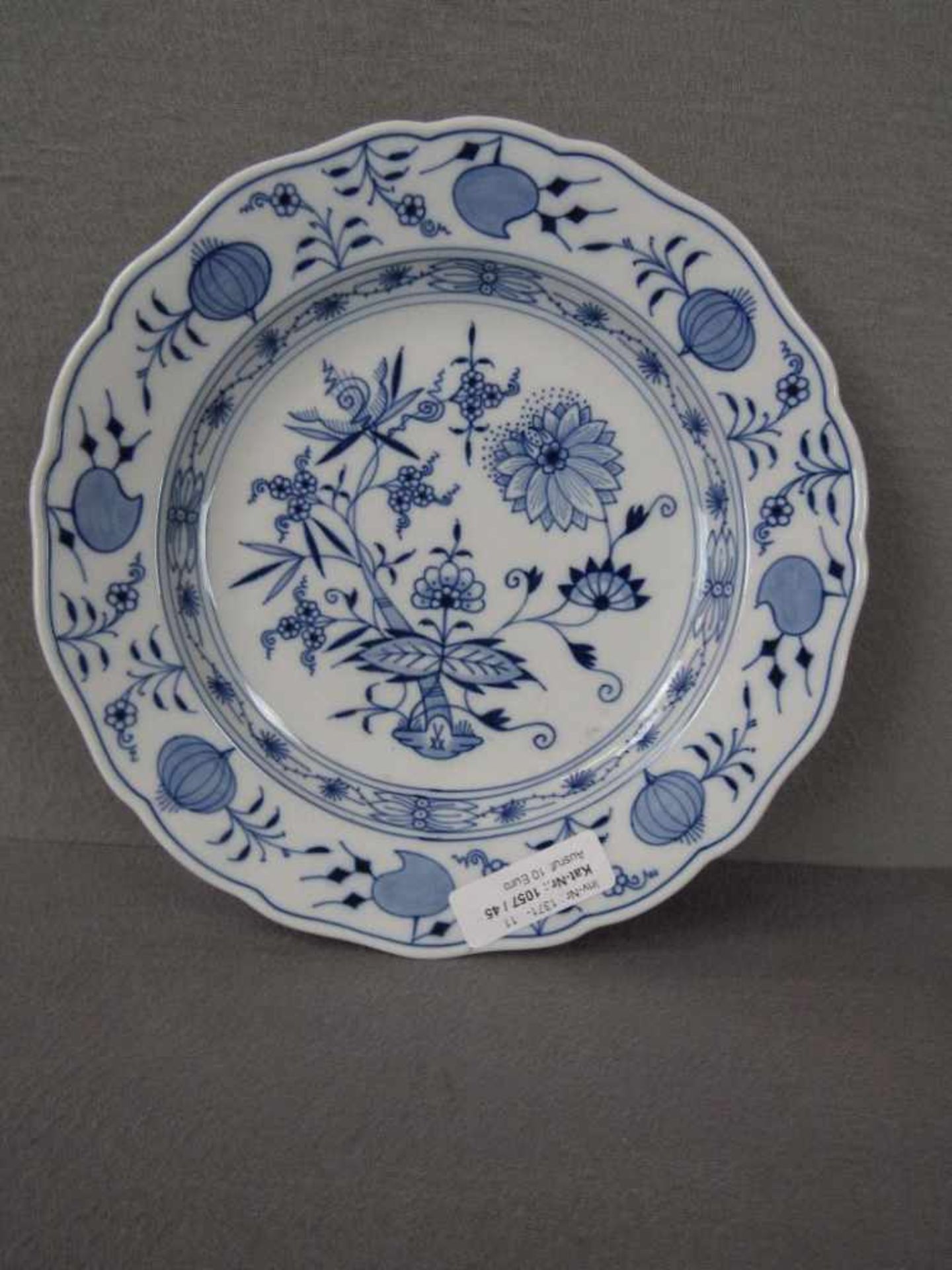 Porzellan Meissen Schwertermarke Zwiebelmuster hier:Teller 25cm Durchmesser