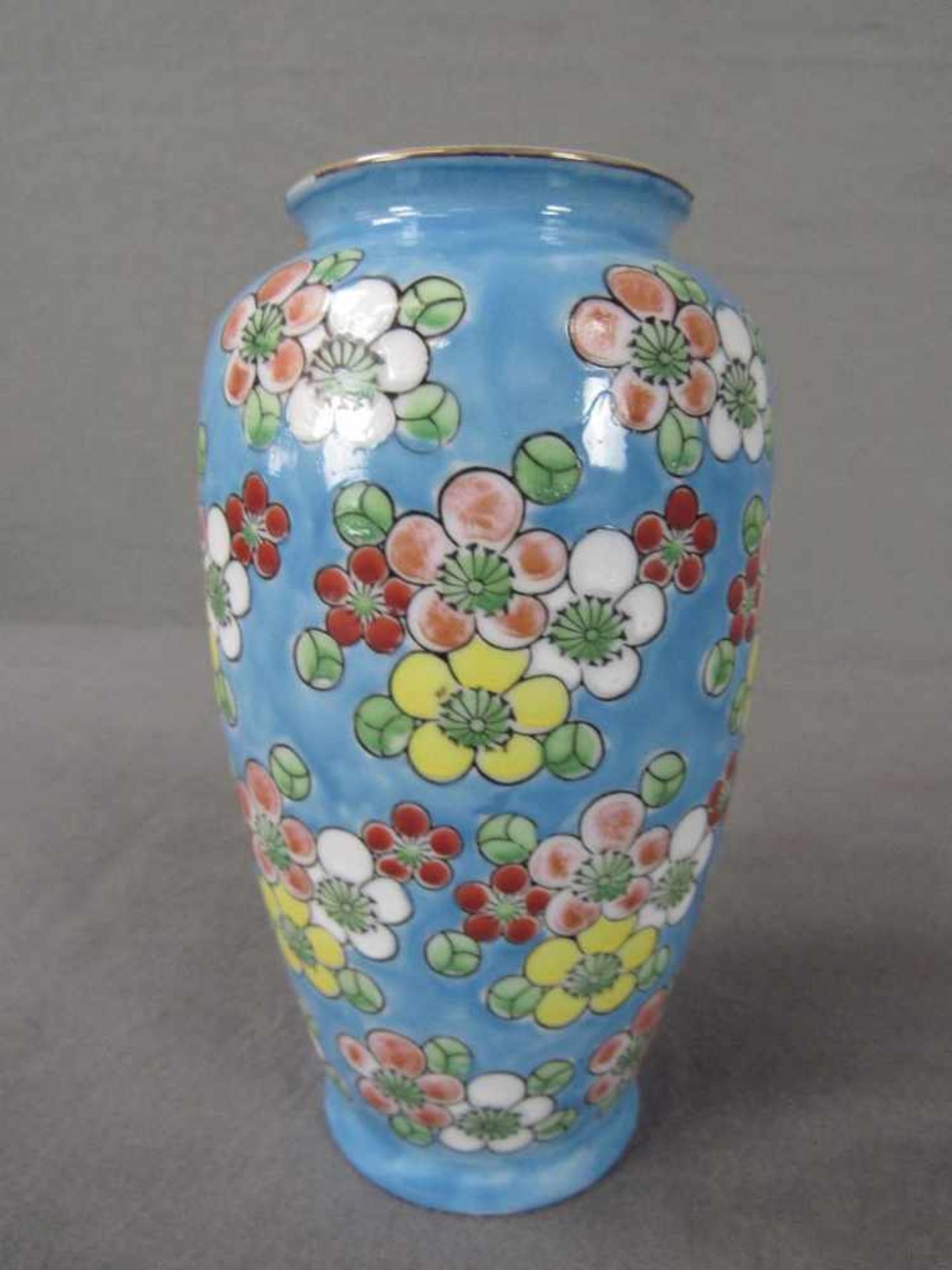 Asiatische Vase gemarkt Höhe:14,5cm