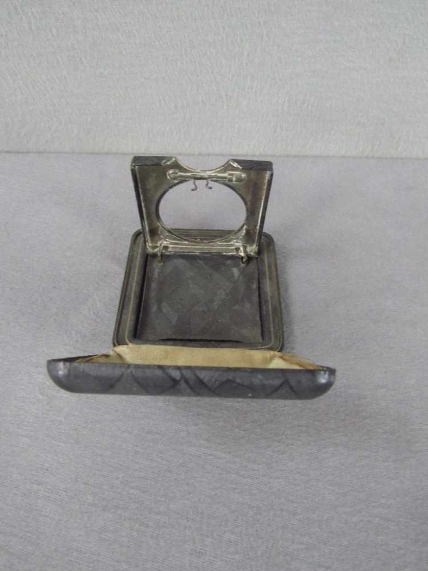 Taschenuhrhalter Reisetaschenuhrhalter um 1920 klappbare Schatulle - Image 2 of 3