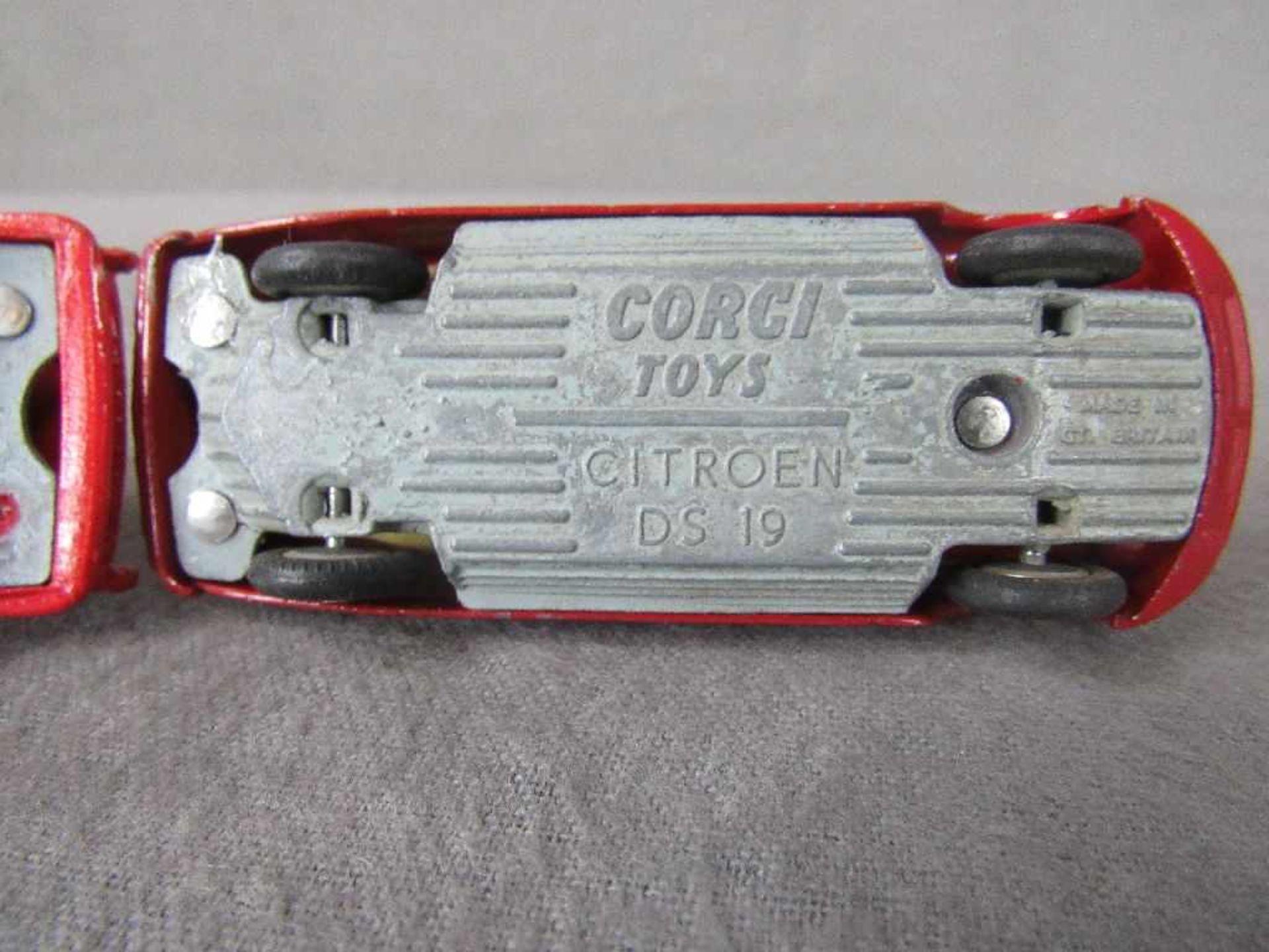 Zwei Corgi Toys Citroen und Renault - Image 3 of 5