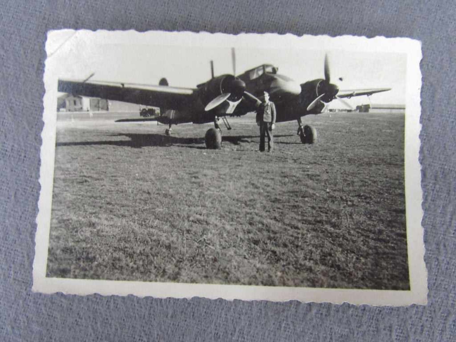 Orden Drittes Reich Luftwaffe zwei Flugzeugführerabzeichen + Miniatur + Verleihungsurkunde + - Bild 11 aus 18