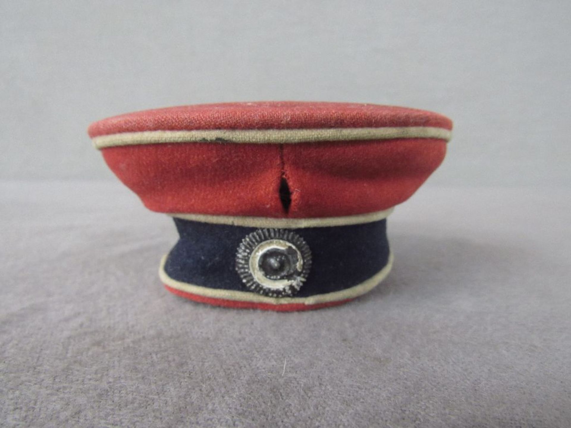 Nadelkissen 1.WK in Form einer Kopfbedeckung Krätzchen 100% original vor 1918 Durchmesser 10cm