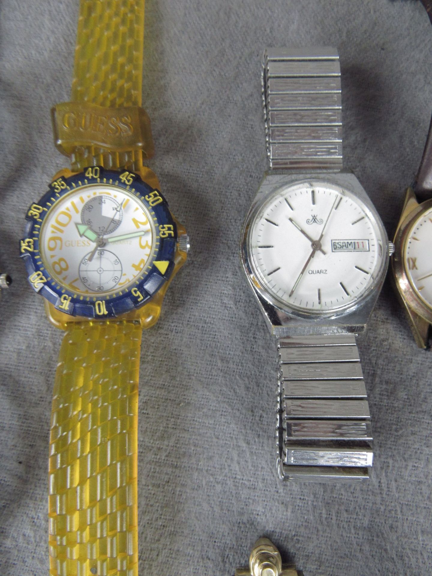 Konvolut bestehend aus 9 Uhren: 3 Esprit Uhren Funktion nicht geprüft 1x Walzgolddouble 1x Kano - Bild 4 aus 6