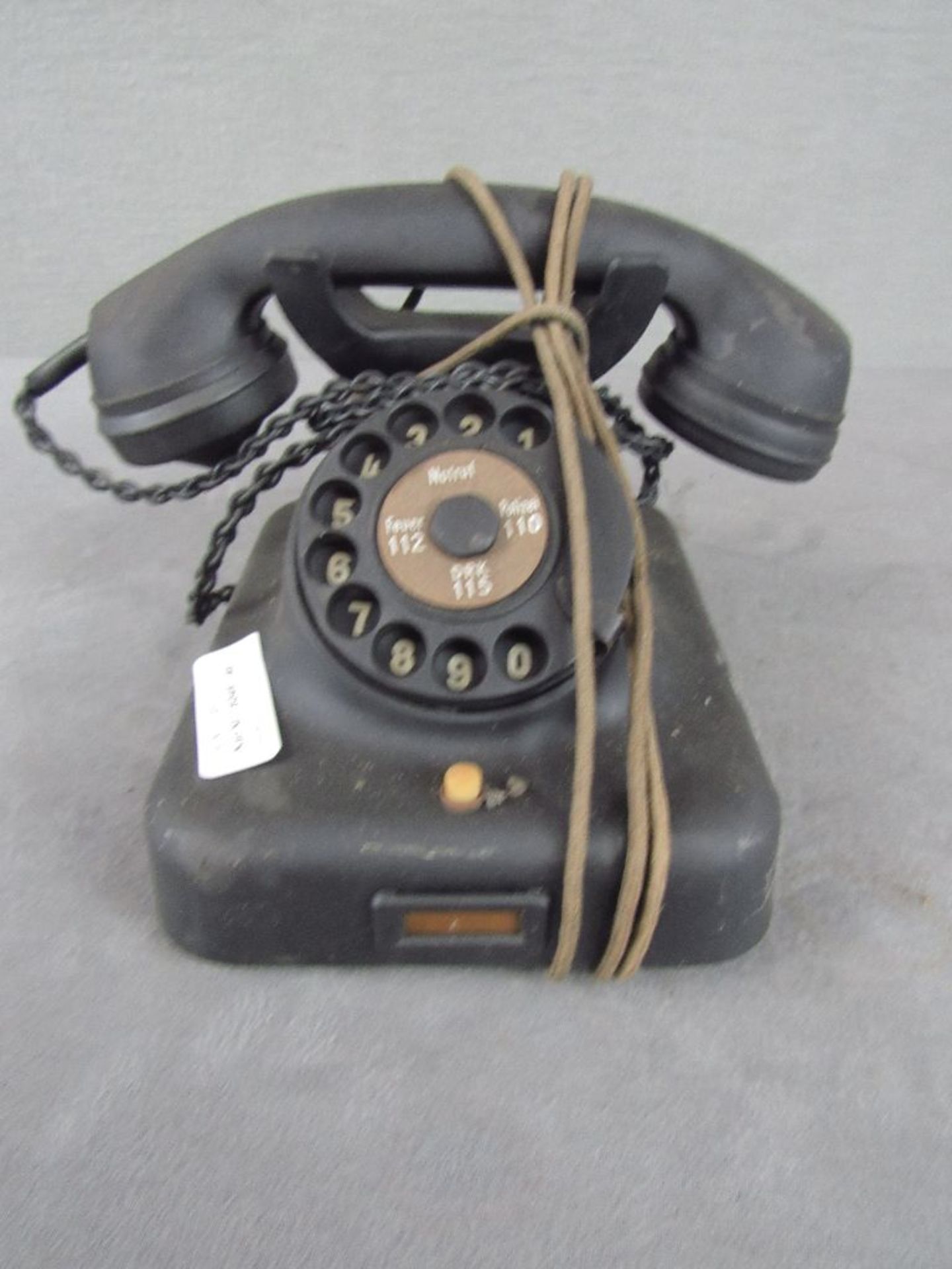 Telefon W38