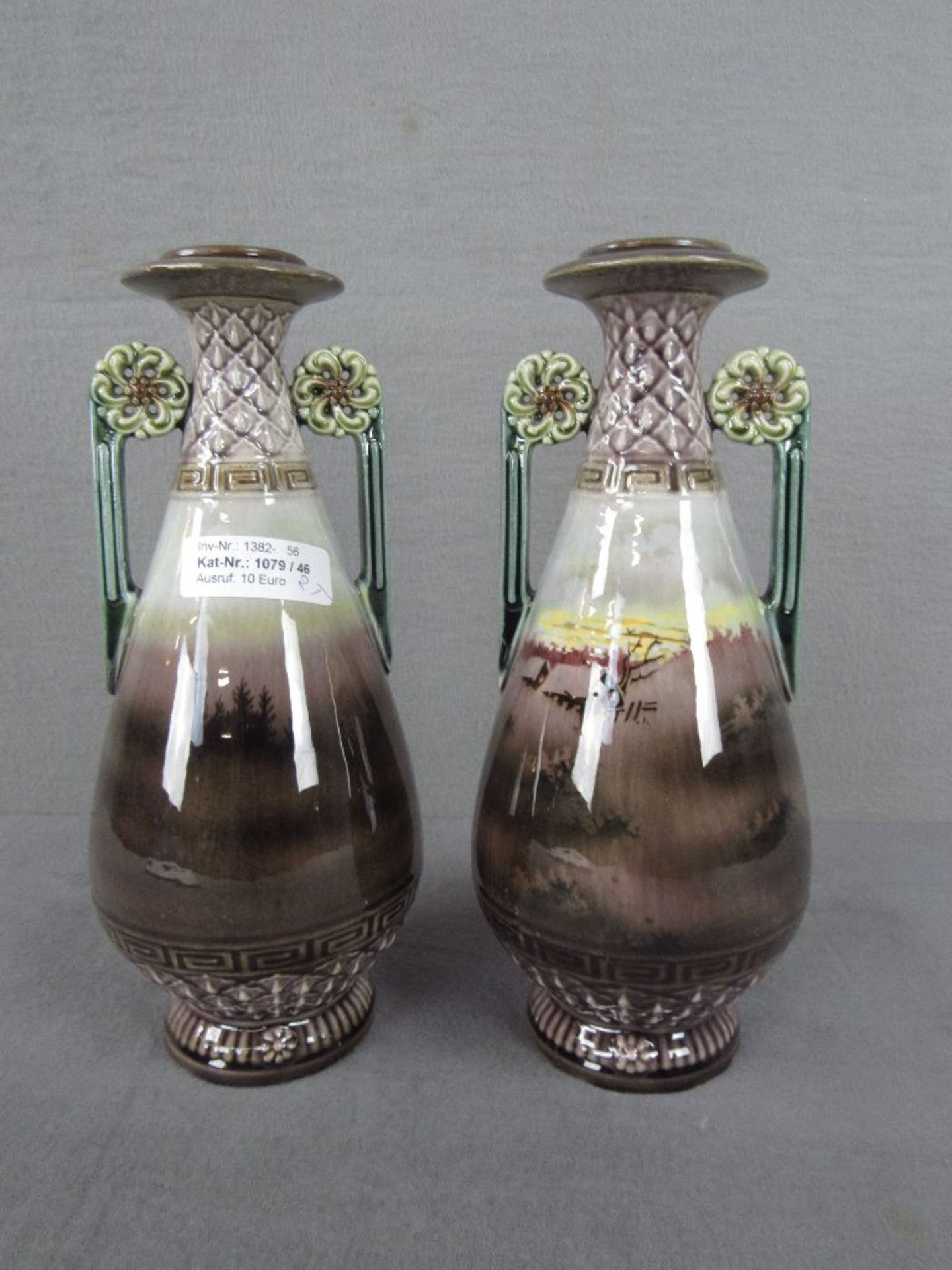 Zwei Keramikvasen Jugendstil guter Zustand Höhe:28cm