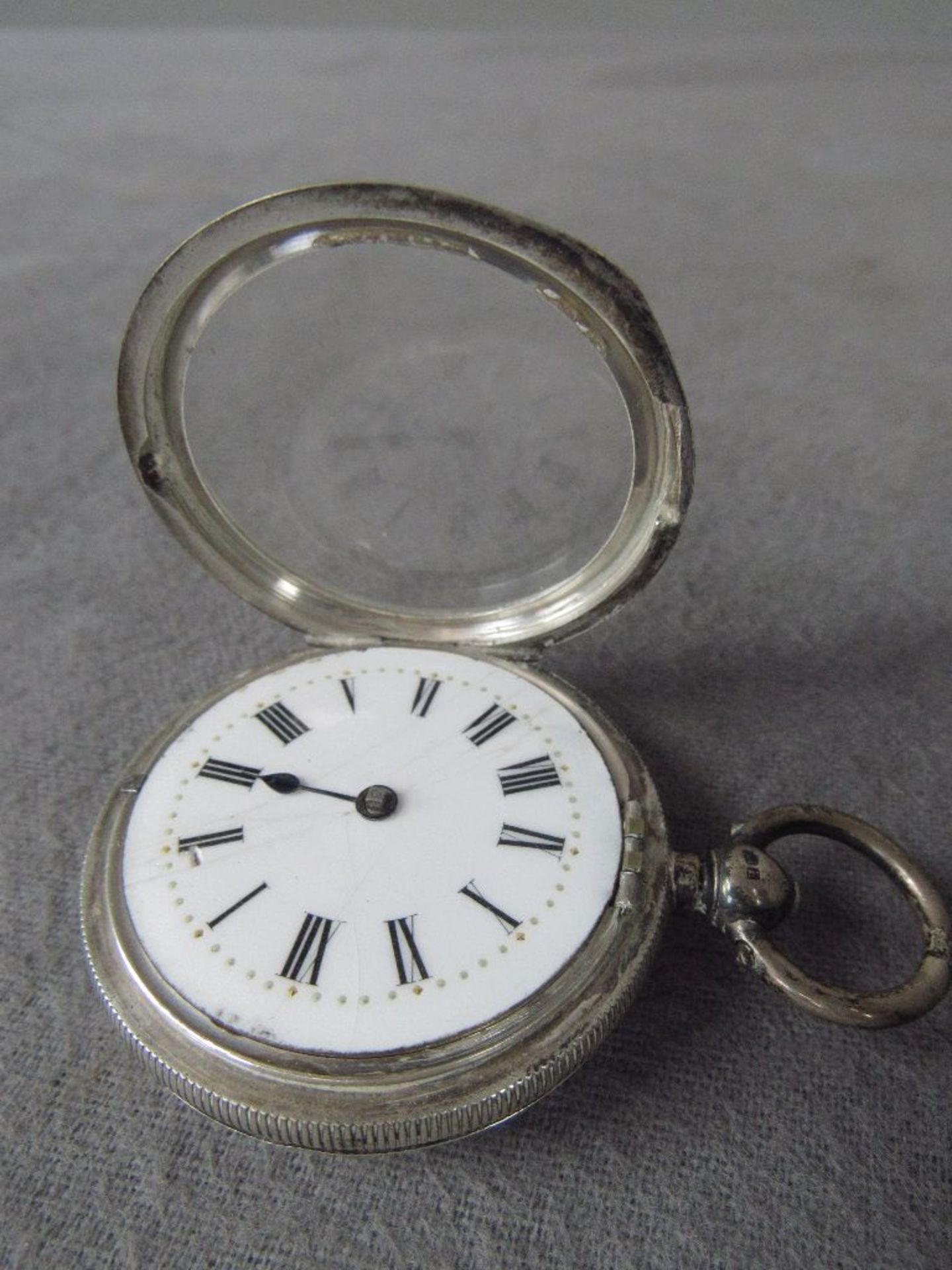 Große Taschenuhr England Silber läuft an - Bild 4 aus 5