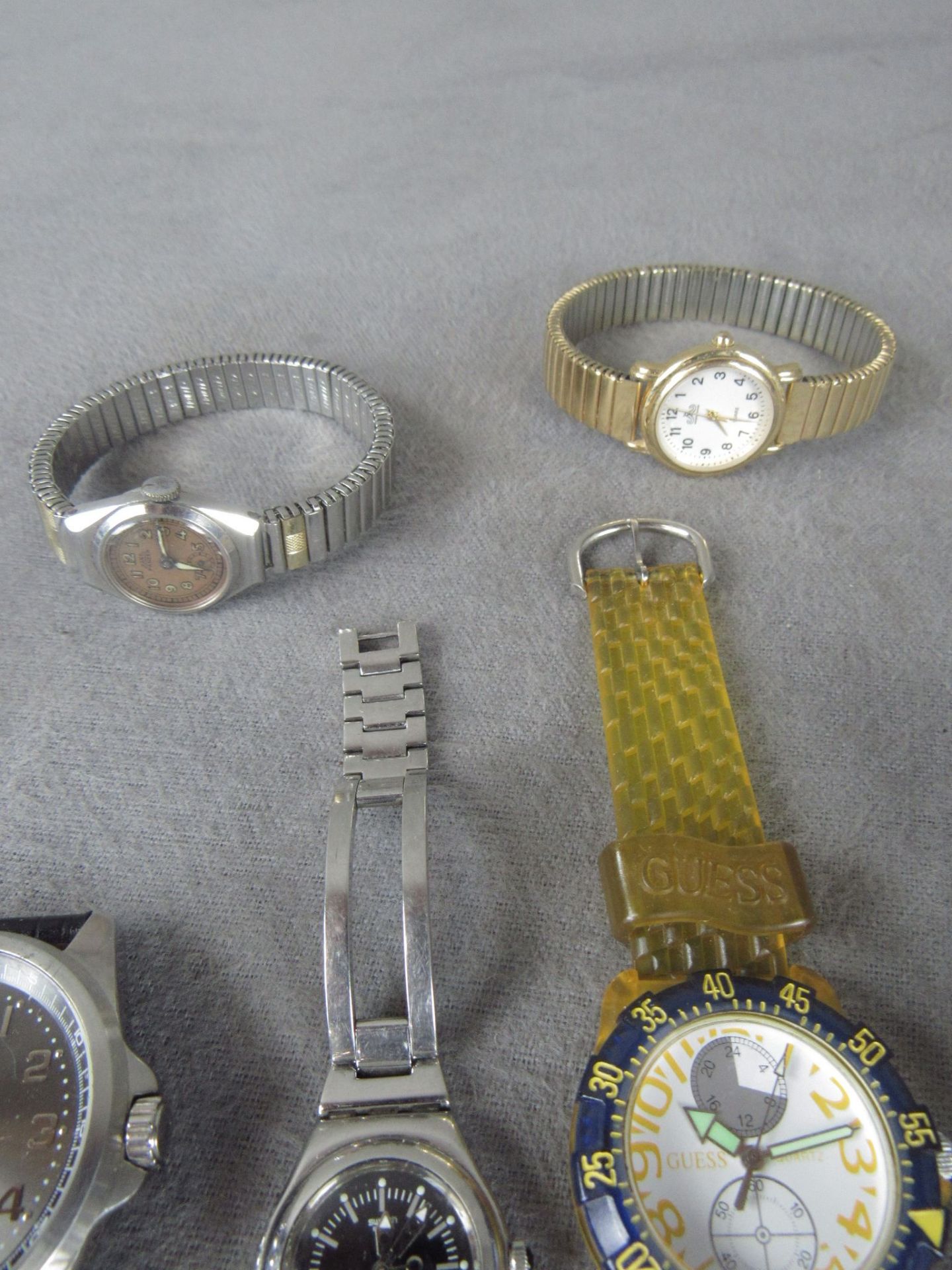 Konvolut bestehend aus 9 Uhren: 3 Esprit Uhren Funktion nicht geprüft 1x Walzgolddouble 1x Kano - Bild 6 aus 6