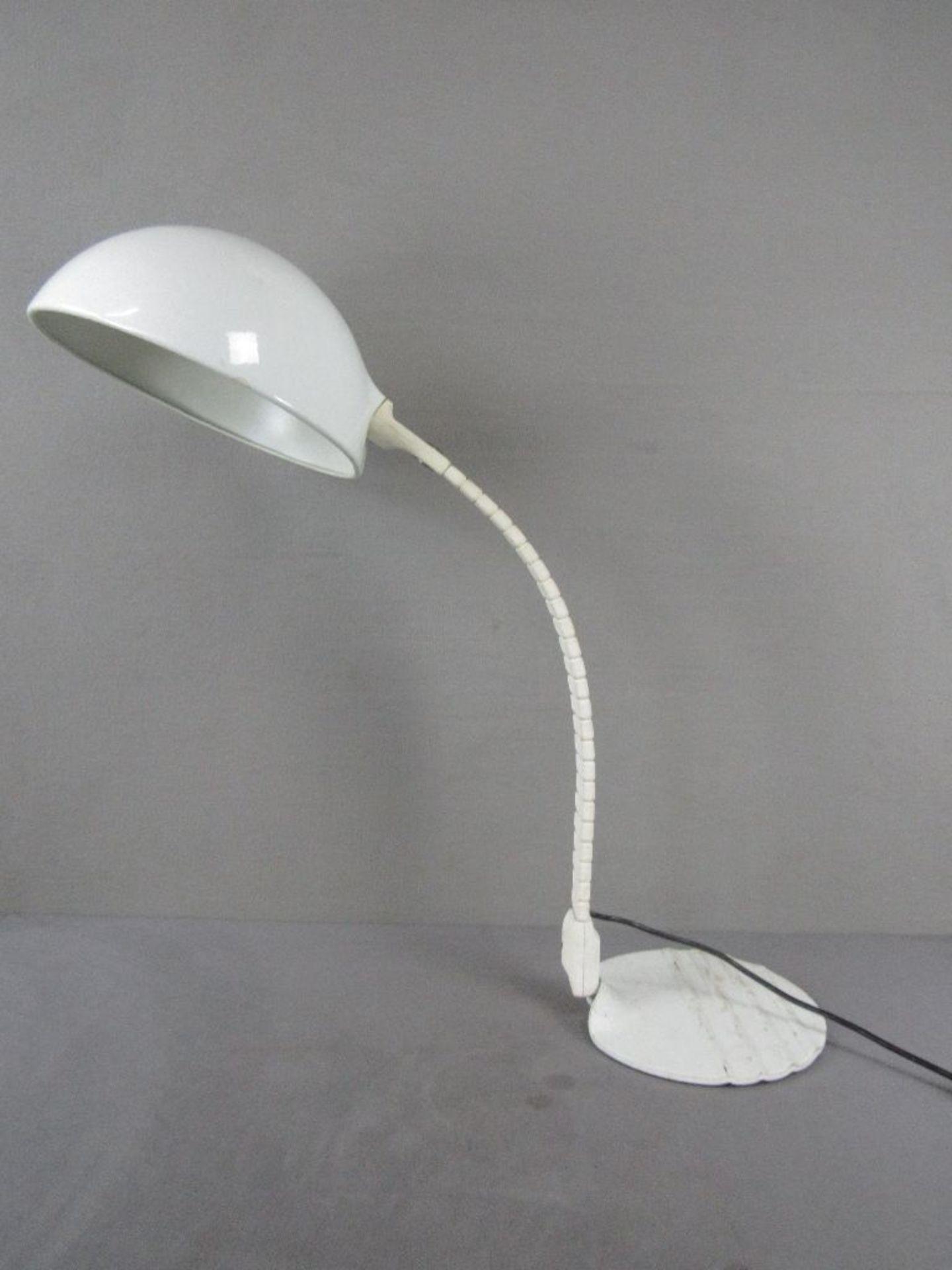 Space Age Designertischleuchte Martinelli Luce Italy Schirm hat eine Beule