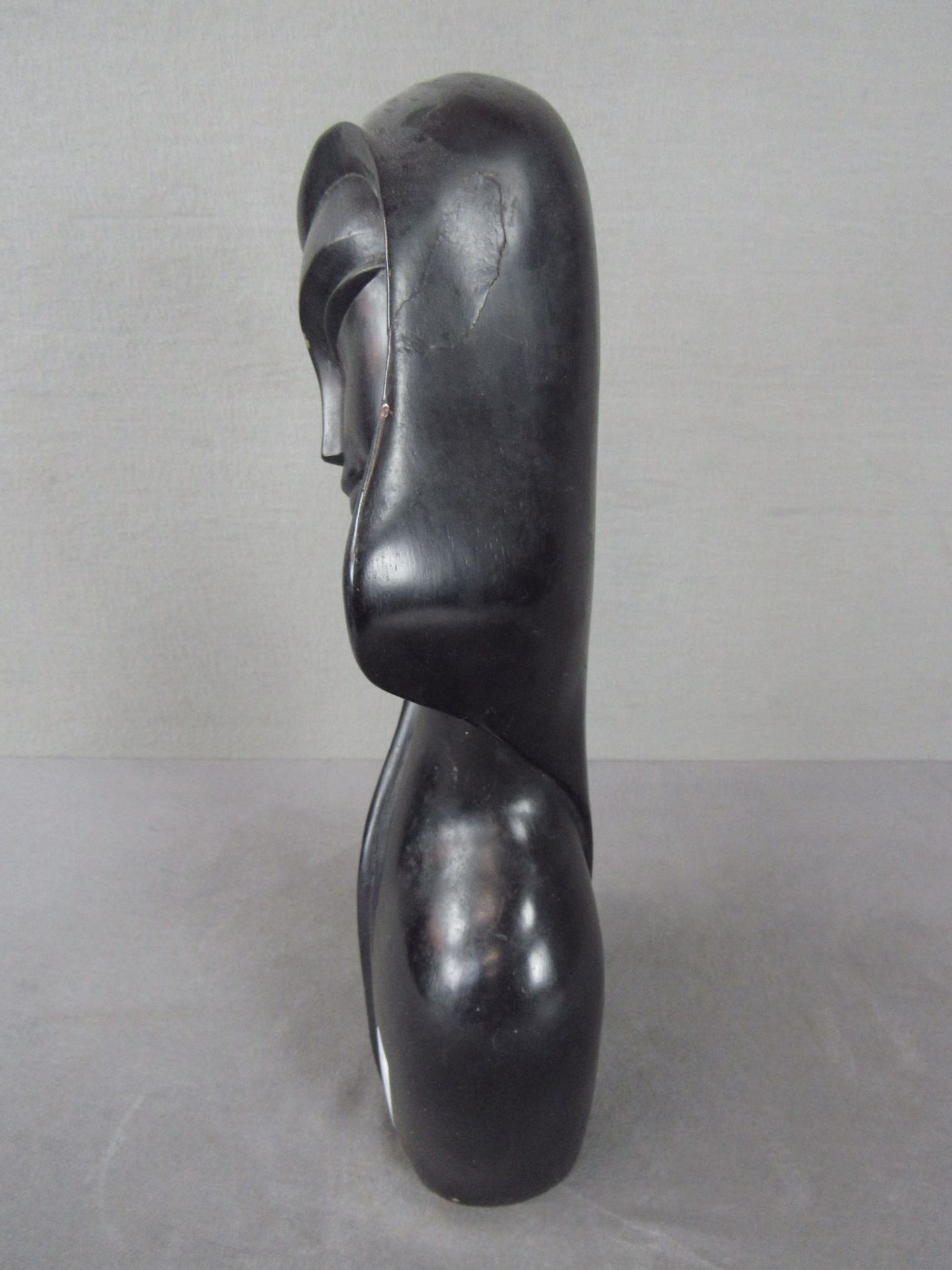 Skulptur Frau Holz 42cm hoch - Bild 2 aus 5