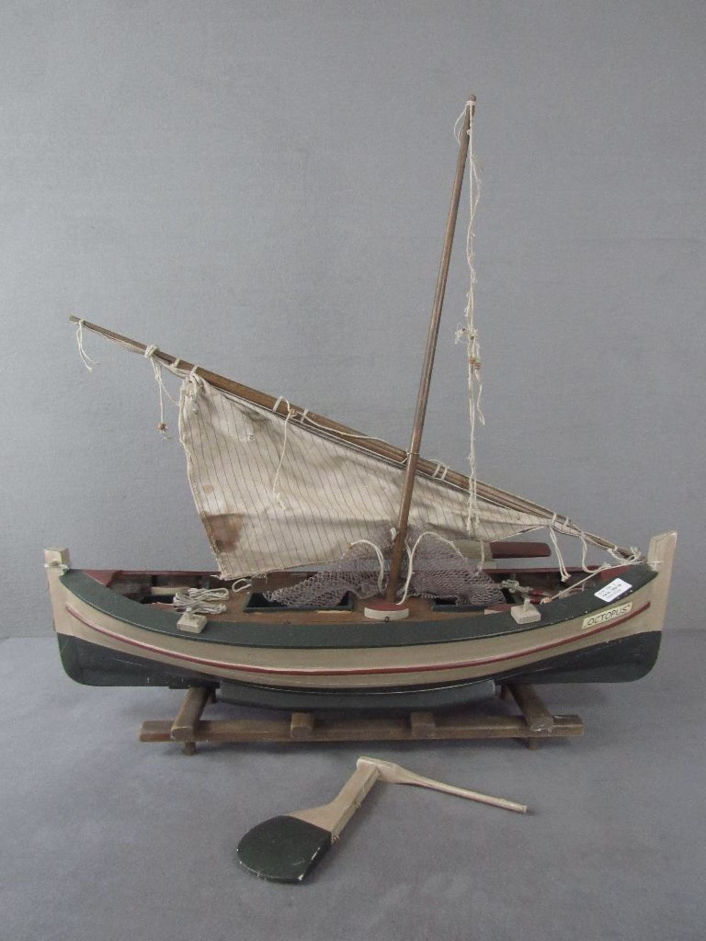 Großes Modellschiff Holz 77cm lang