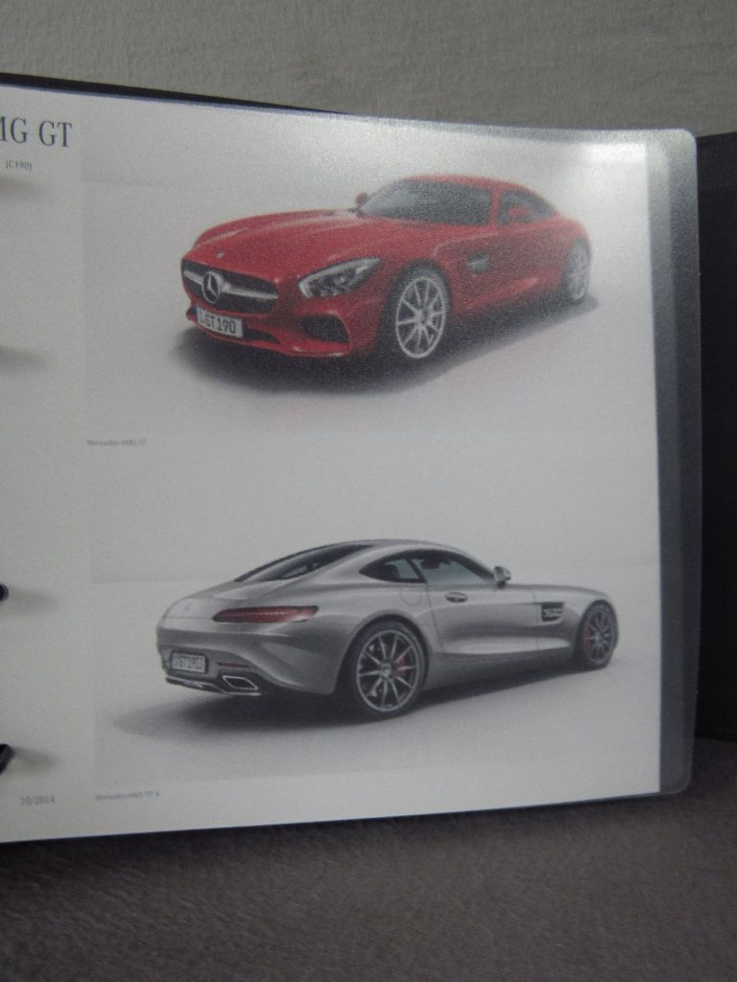 AMG GT Mercedes Mustermappe/Verkaufsmappe, sehr selten, beinhaltet Lackfarbvarianten, Ledermuster, - Image 3 of 5