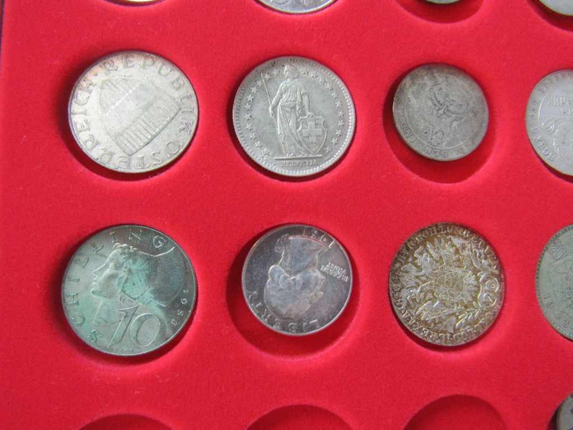 Diverse alte Silbermünzen - Bild 9 aus 10