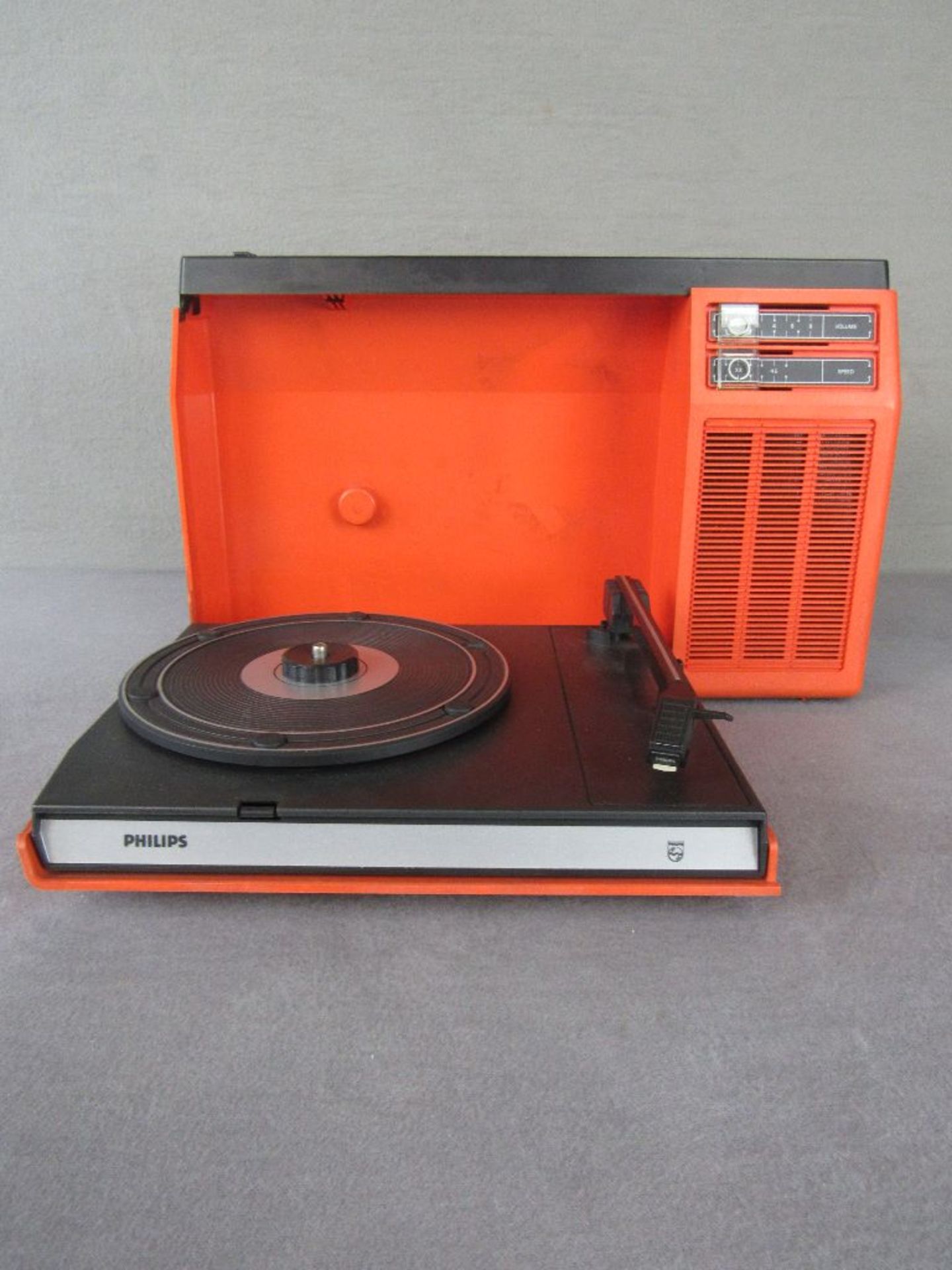 Reiseplattenspieler Vintage 70er Jahre Phillips orange Modell 270