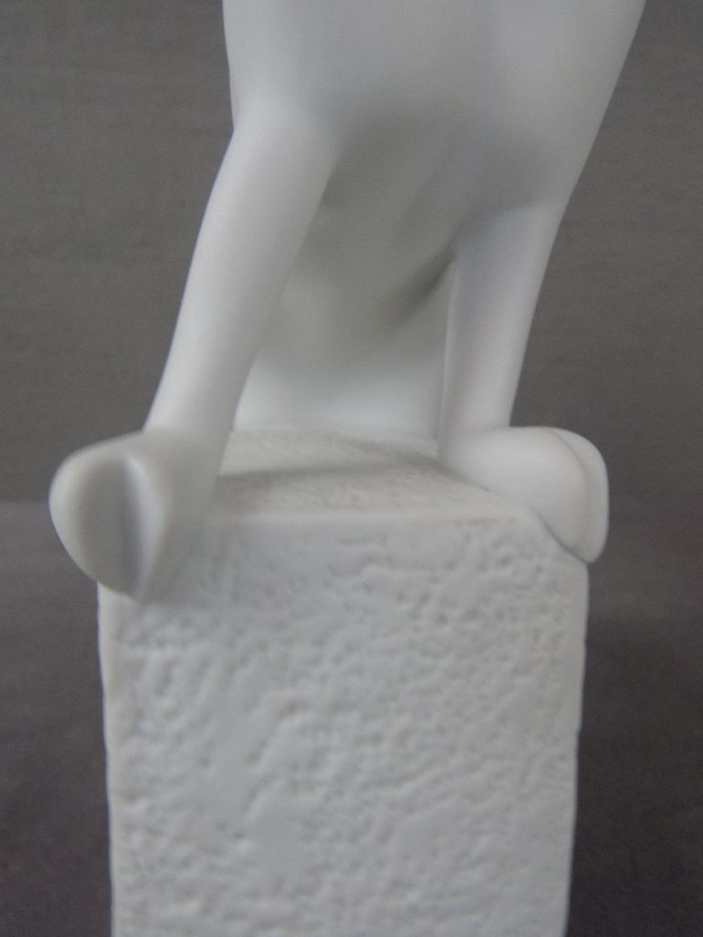 Große Figur weiß Royal Copenhagen Design: Christel Marrot Bisquitporzellan Widder Höhe ca:23cm - Image 3 of 9