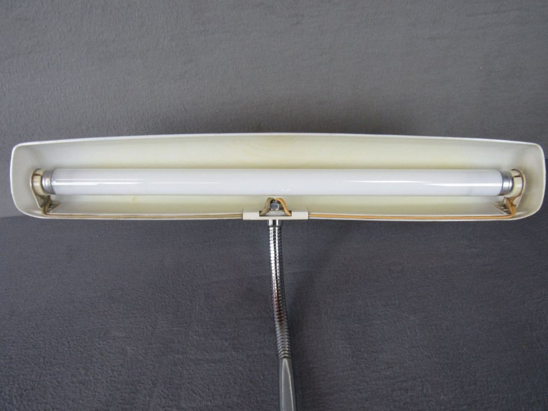 Designertischlampe Schreibtischlampe Hitachi 60er Jahre Schirmbreite:48cm - Bild 5 aus 6