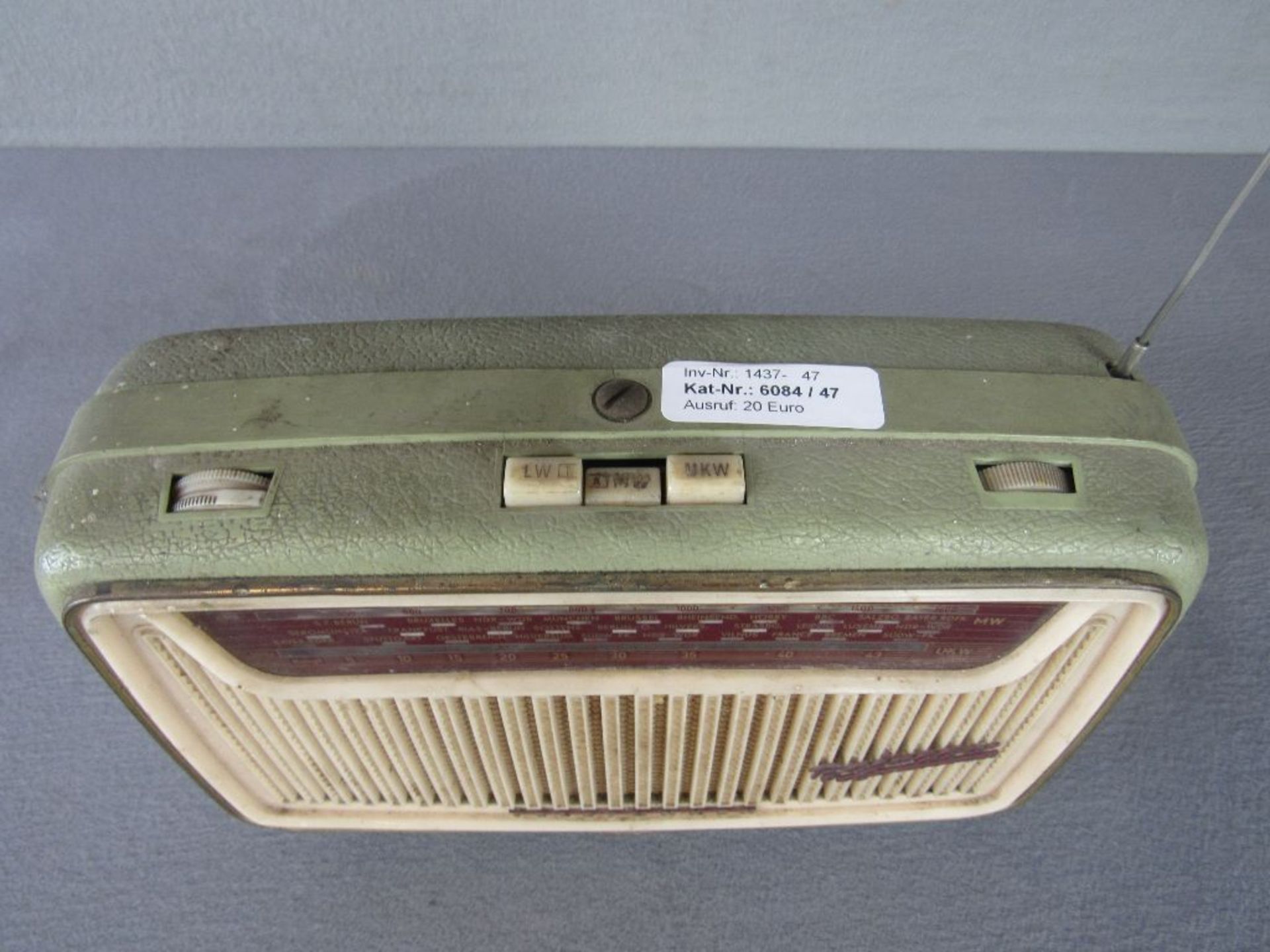 Kofferradio 50er Jahre Telefunken Bajatzzo Lindgrün - Bild 5 aus 6