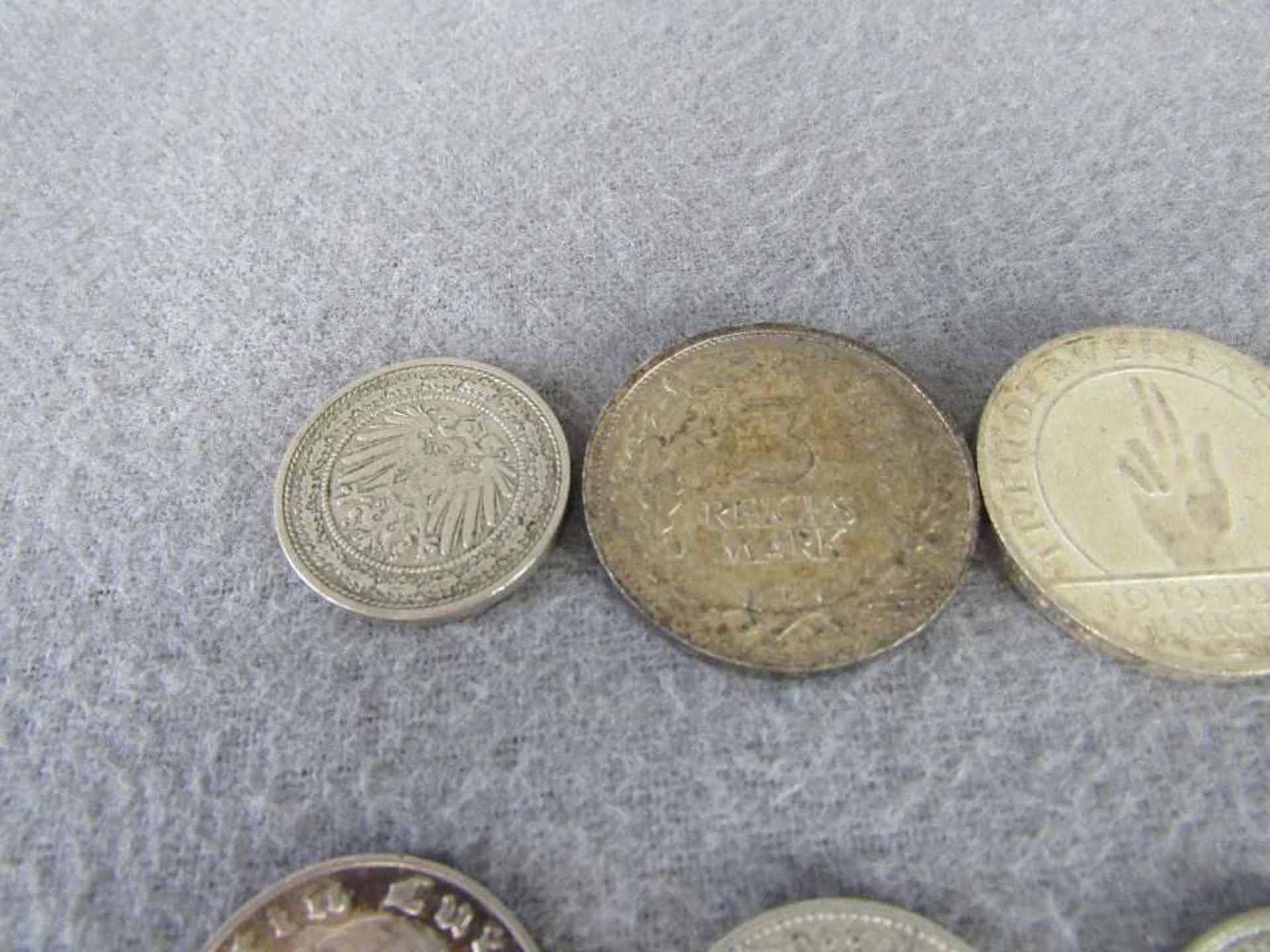 Diverse Silbermünzen Deutsches Reich und 20 Pfennig Stück 19. Jahrhundert - Bild 5 aus 6