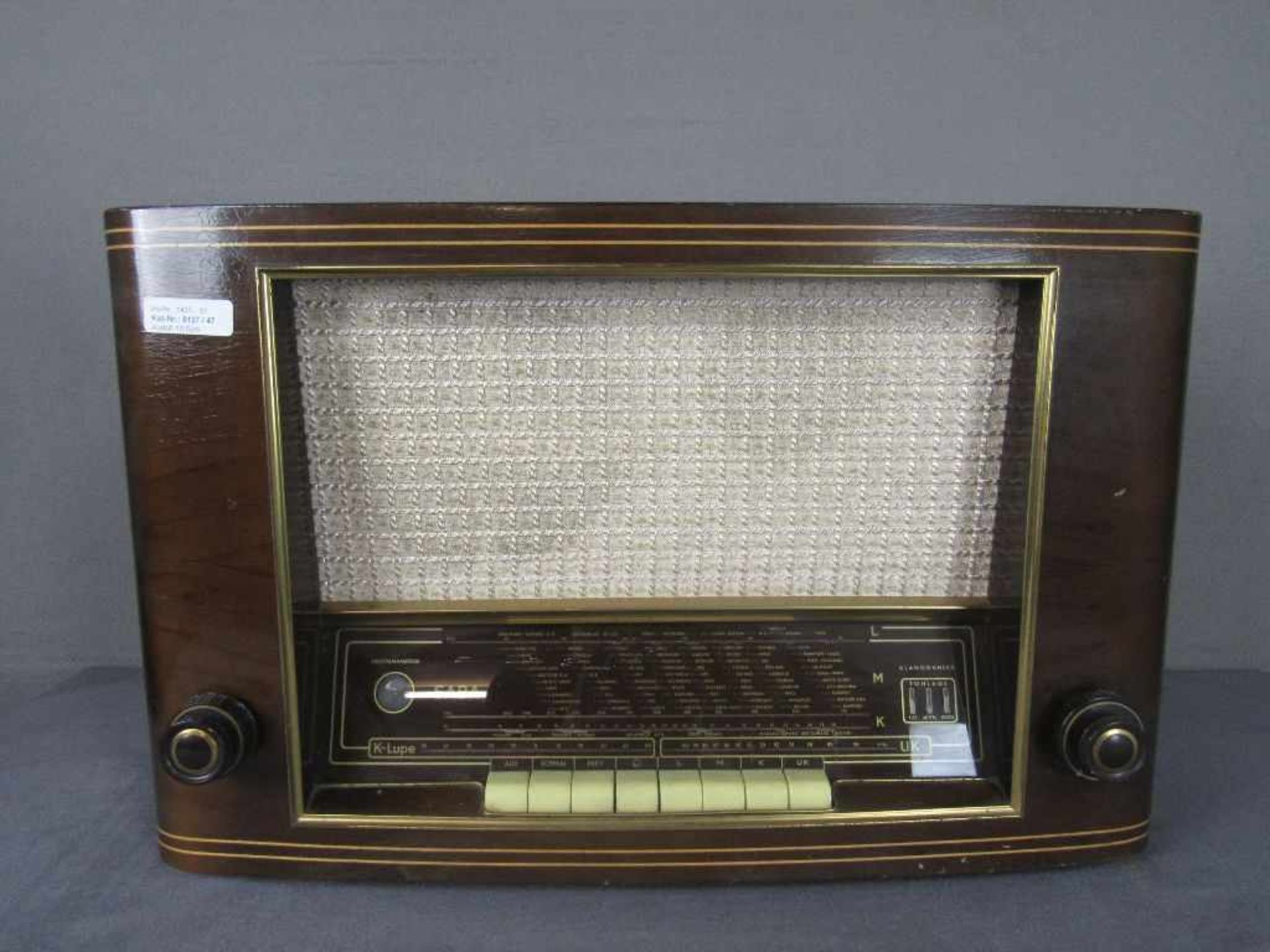 Röhrenradio Saba brummt ca.61cm breit