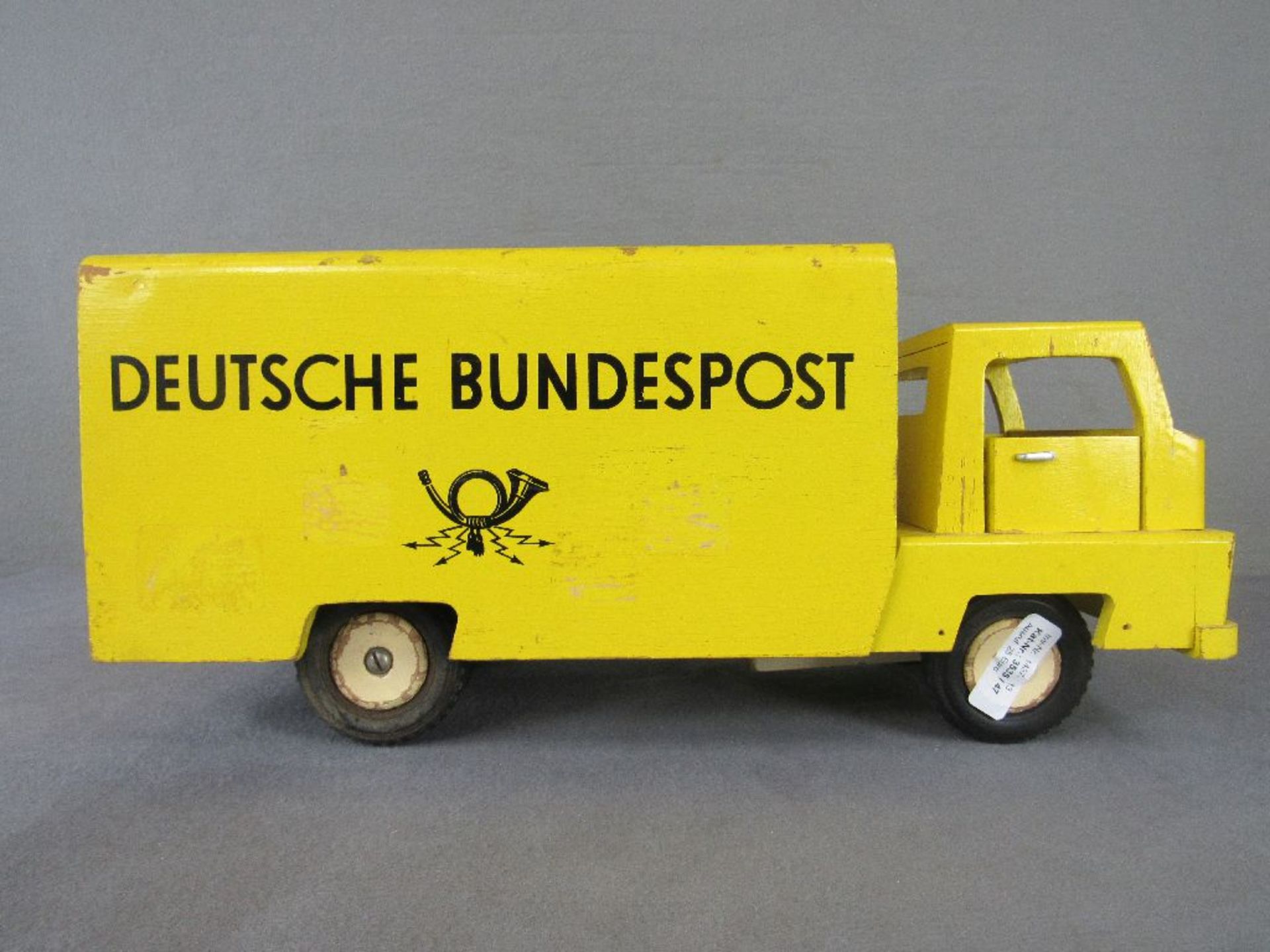 Holzspielzeug 50er Jahre deutsche Bundespost LKW guter Zustand Länge 50cm evtl Steiff