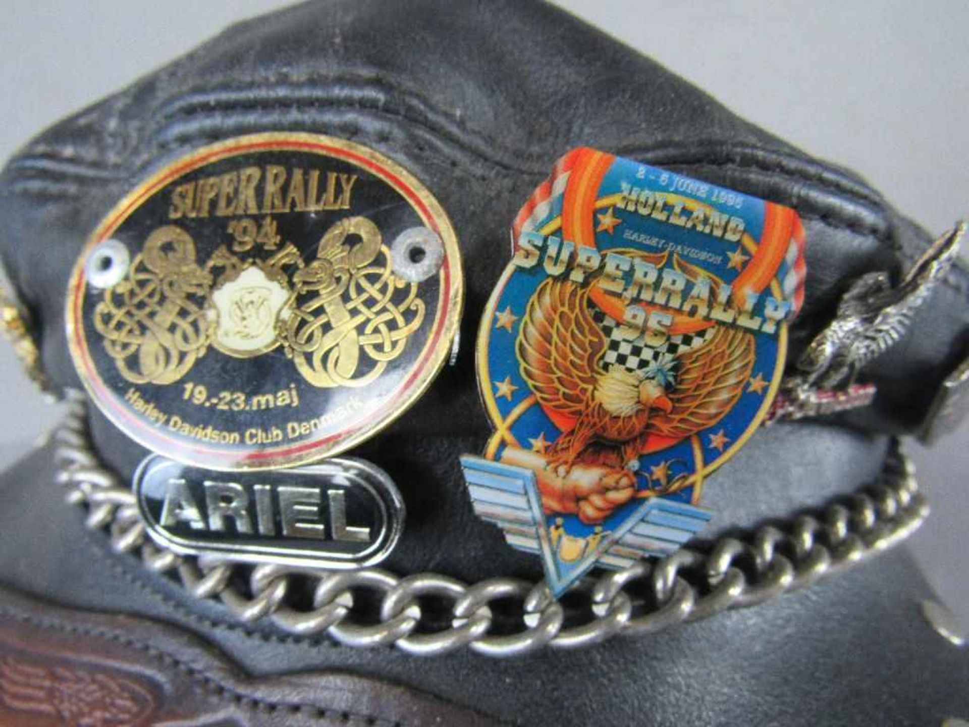 Alte Ledermütze original Harley Davidson mit vielen Pins - Bild 3 aus 9