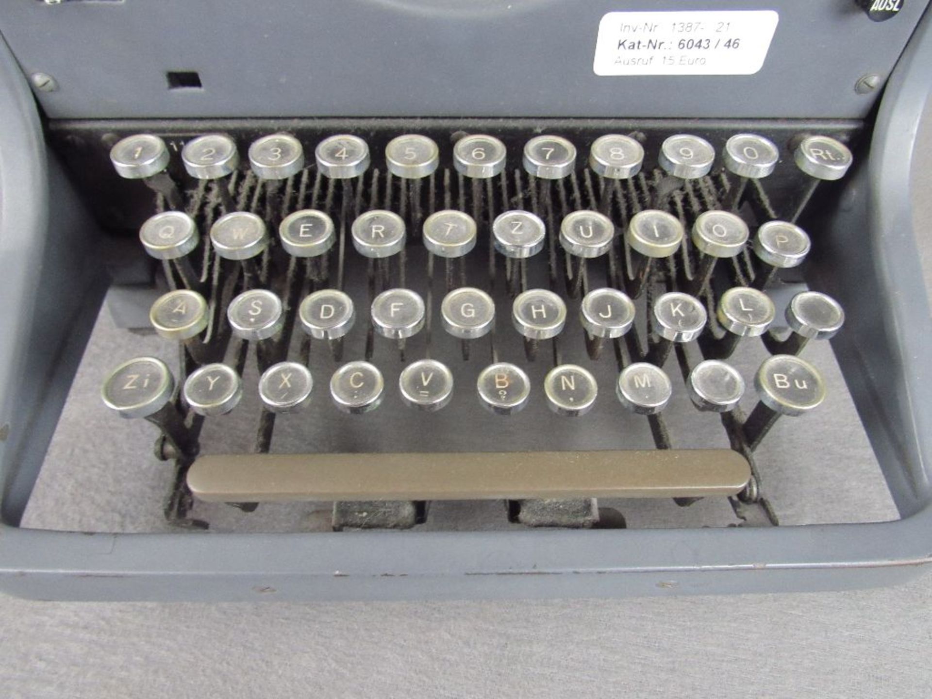 Militärische Schreibmaschine WL32 Glastasten - Bild 2 aus 4