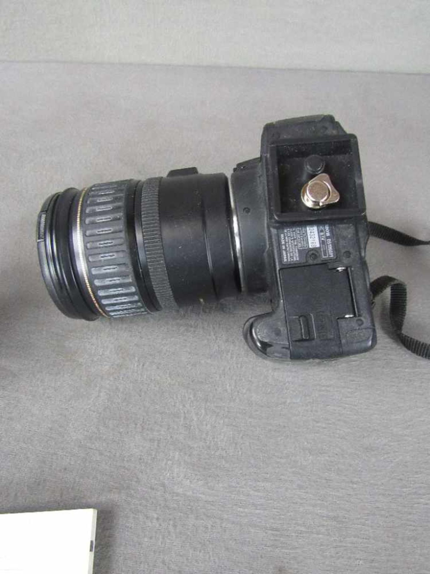 Spiegelreflexkamera Eos 350 D mit Anleitung und zwei Objektiven 1x 18-55mm 1x Ultrasonic 28-135mm - Bild 5 aus 5