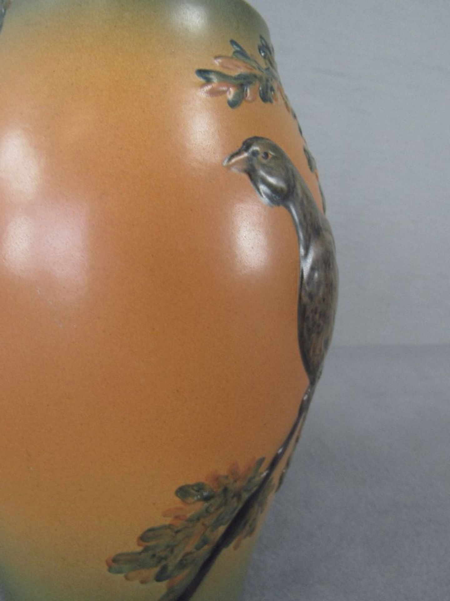 Vase Keramik Jugendstil Enke Ypsen Dänemark gemarkt 22cm hoch am Stand leicht gechipt - Bild 2 aus 6