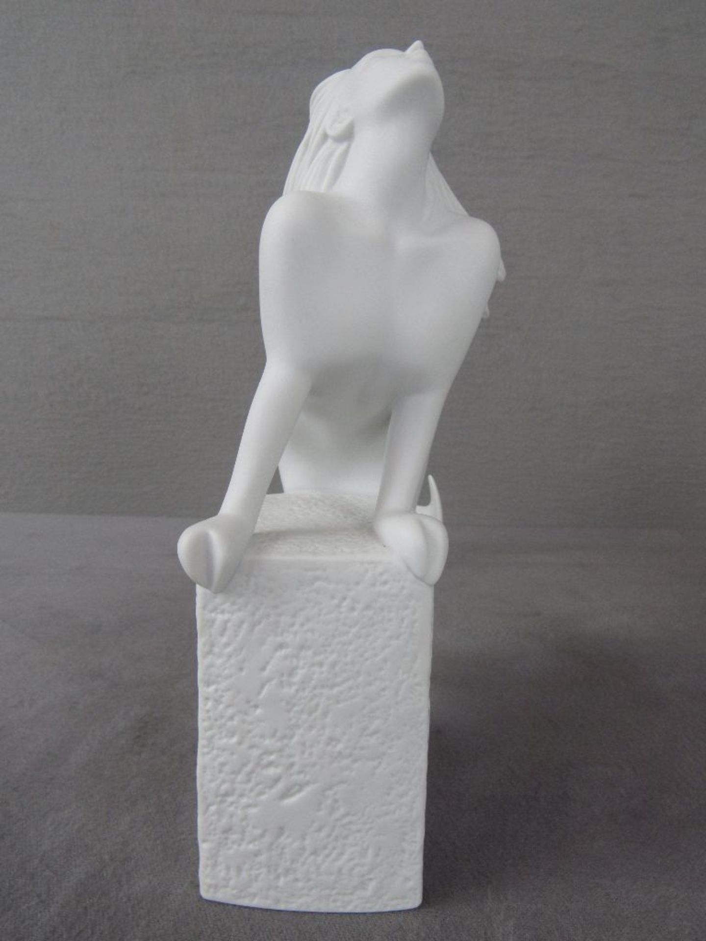 Große Figur weiß Royal Copenhagen Design: Christel Marrot Bisquitporzellan Widder Höhe ca:23cm - Image 2 of 9