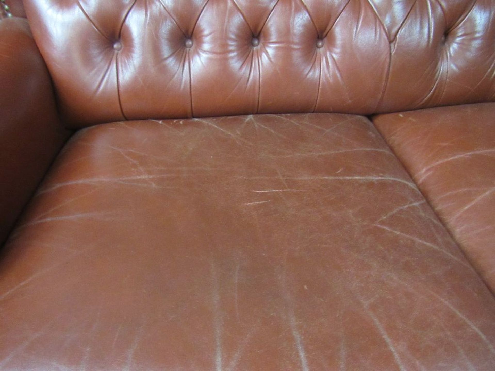Chesterfield Sofa weinrotes Leder 3 Sitzer groß ca.215cm breit - Bild 4 aus 5