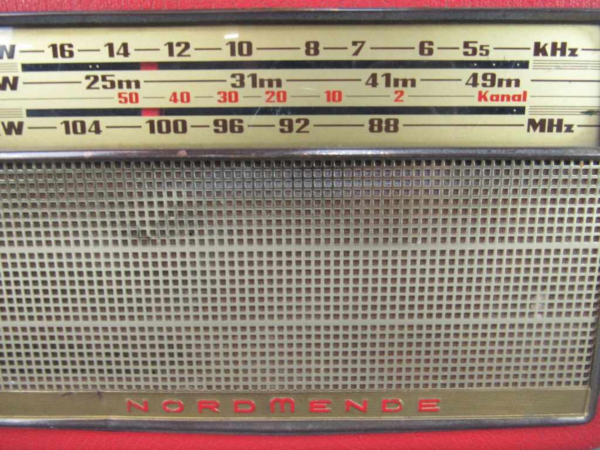 Kofferradio Nordmende 50er Jahre rot Modell Transito Deluxe - Image 2 of 6