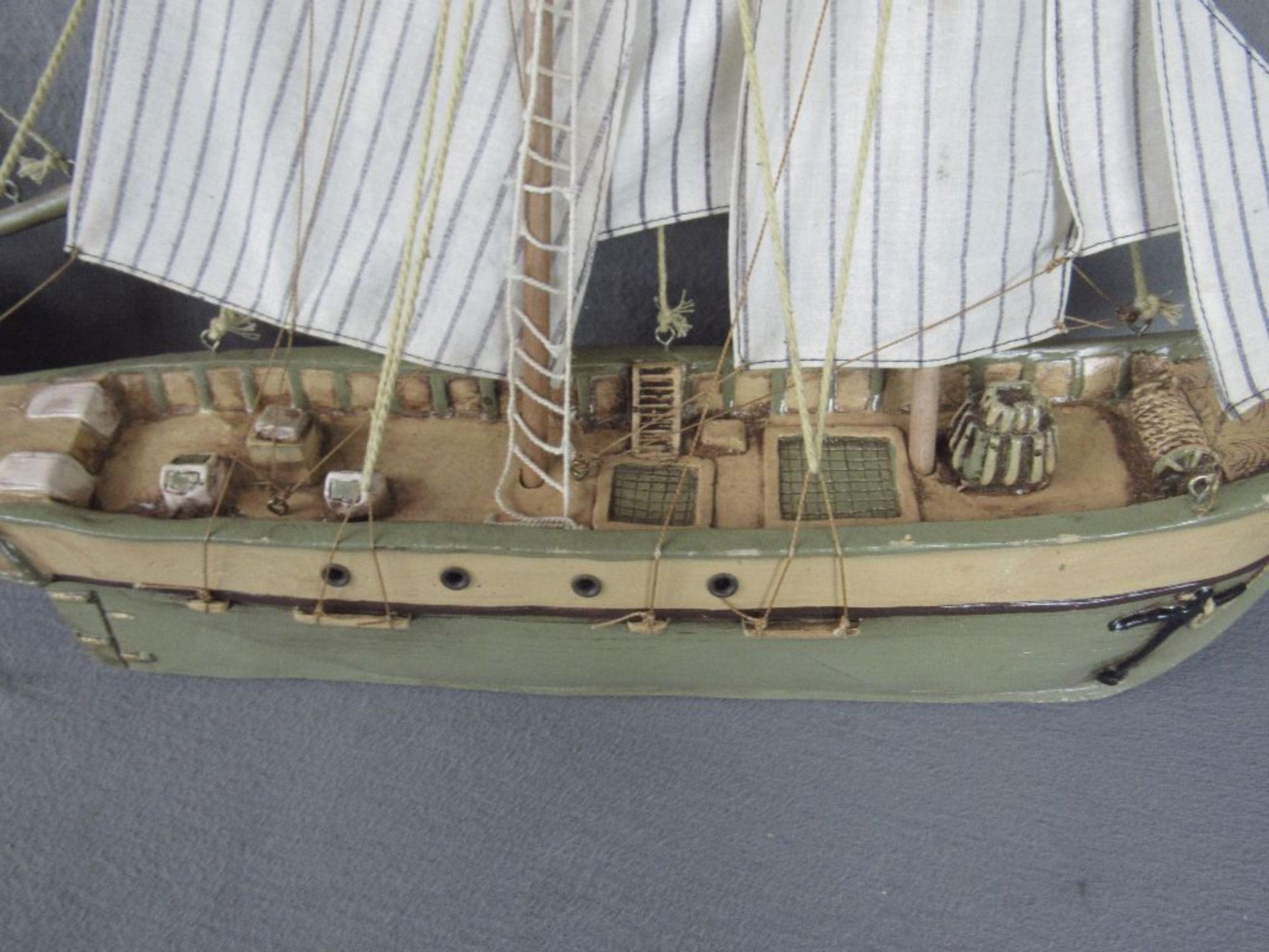 Zwei Halbschiffe Wanddekoration maritim Holz 58cm lang - Bild 5 aus 6