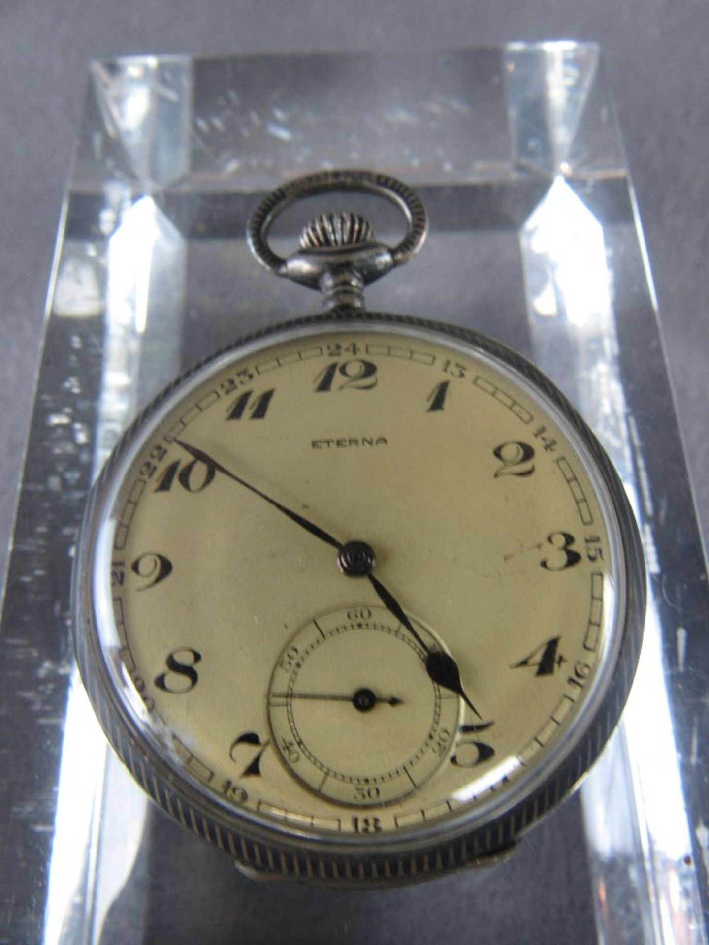 Herrentaschenuhr Art Deco Eterna läuft an 800er Silber