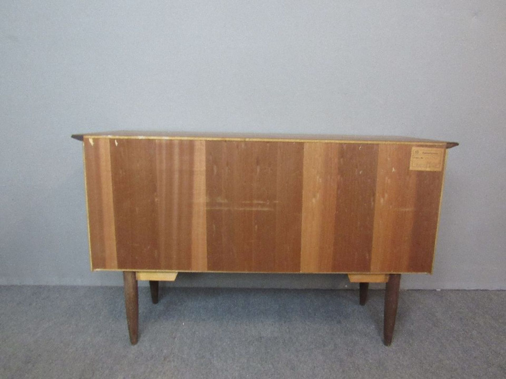 Vintage Teak kleiner Halbschrank um 1960 zwei Schiebetüren 123x44,5x76cm Hersteller EHD - Bild 5 aus 6