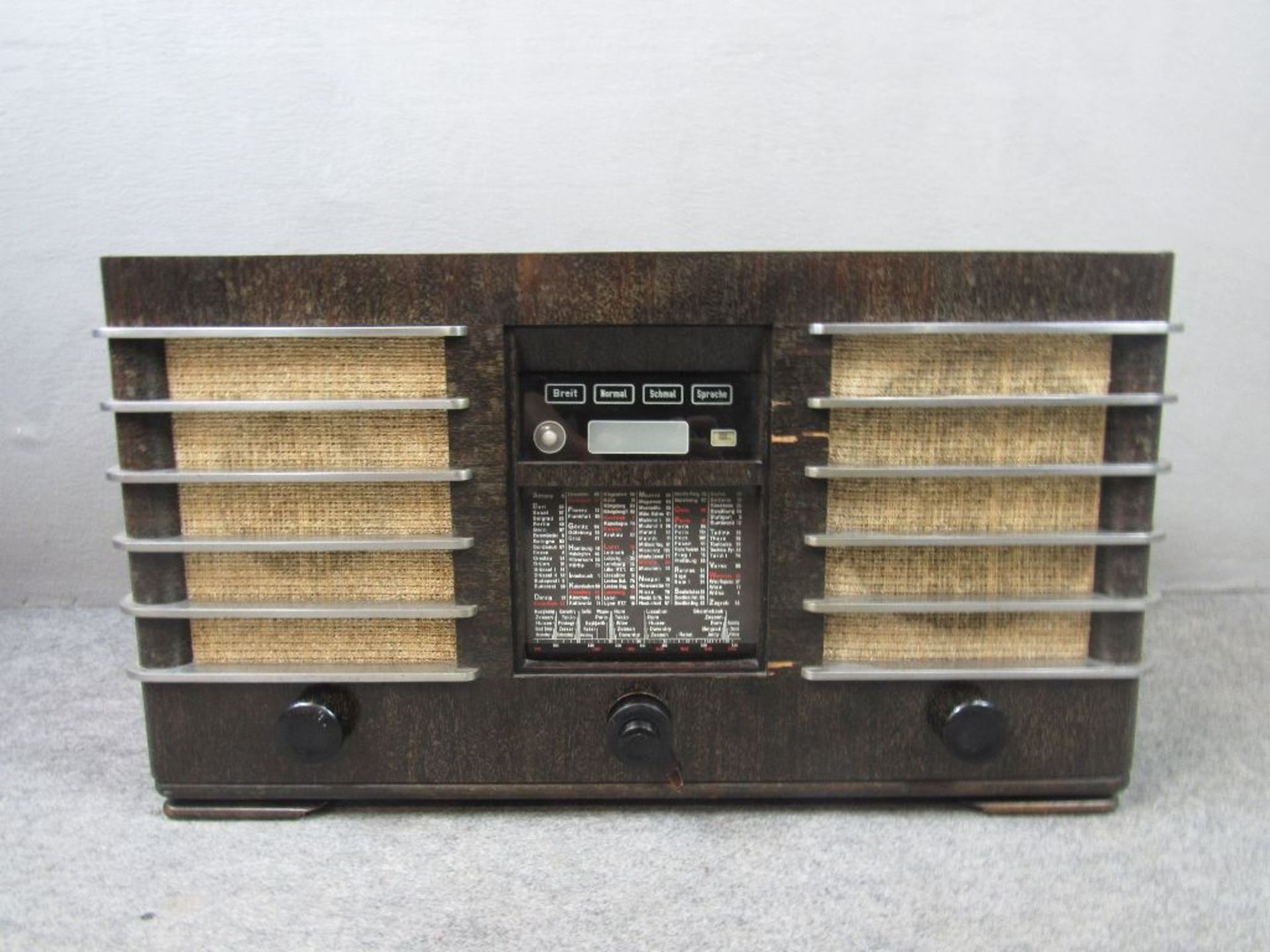 Seltenes Art Deco Röhrenradio funktionstüchtig Hersteller Sachsenberg Olympia 390 DK sehr schöne
