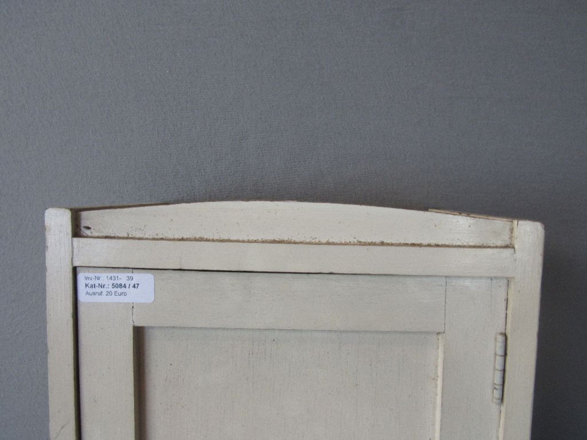 Kleiner Wandschrank Jugendstil Weichholz innen schön unterteilt mit einer Schublade ca.55x32x20cm - Image 3 of 9