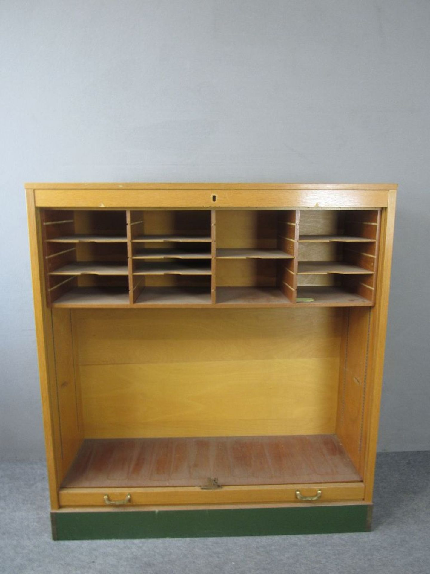 Großer Rollladenschrank ca.121x38x120cm Art Deco