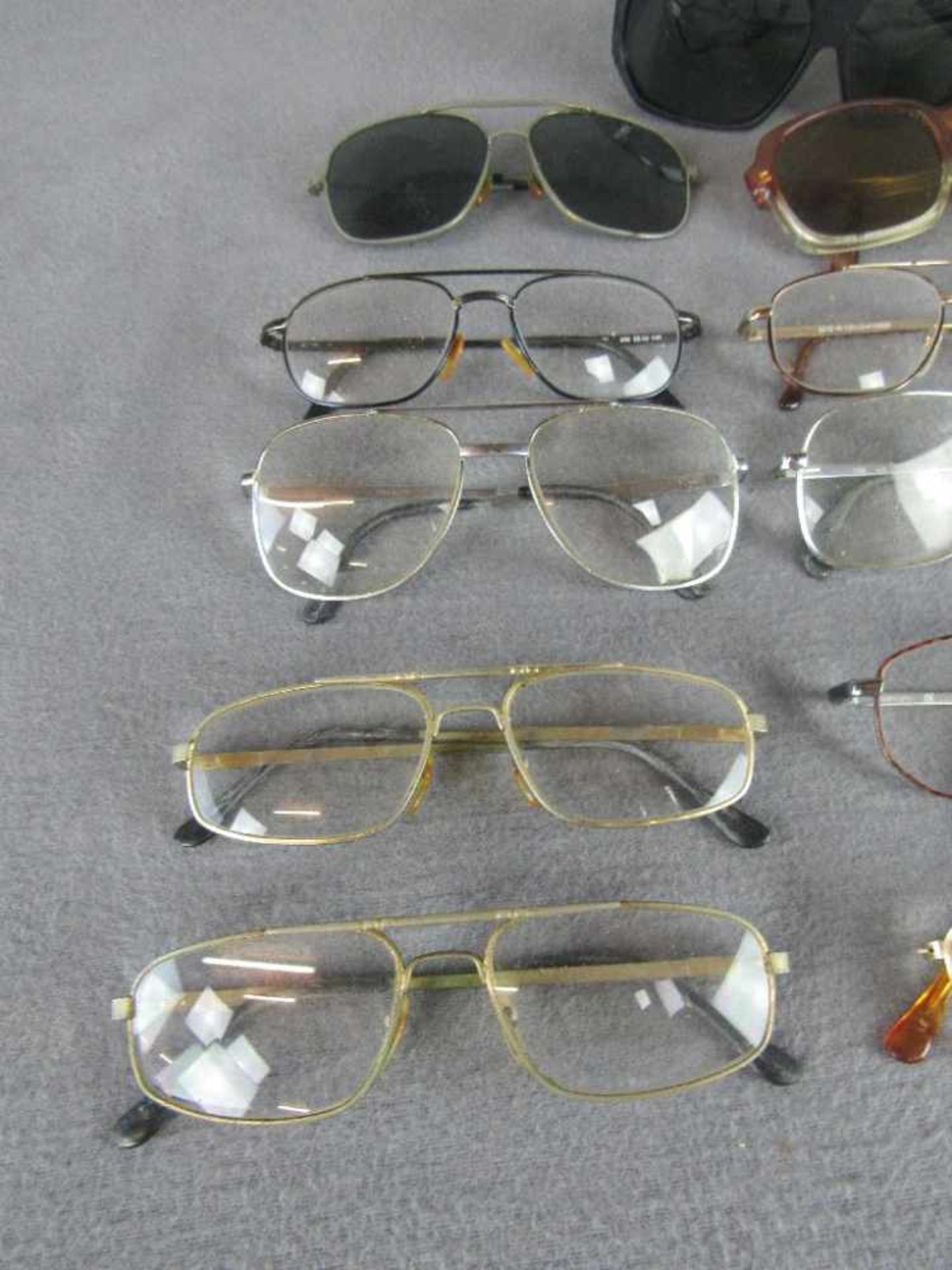 Großes Konvolut Brillen teilweise antik unsortiert ungeprüft - Image 2 of 4