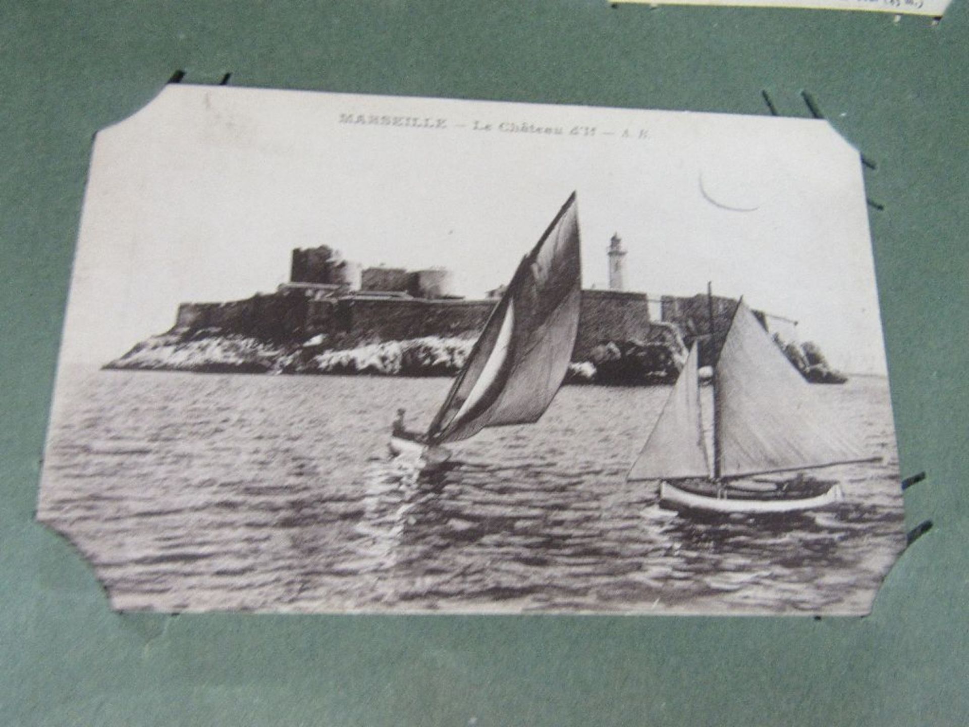 1 Postkartenalbum Französische Postkarten 20er bis 40er Jahre ungelaufen - Bild 2 aus 6