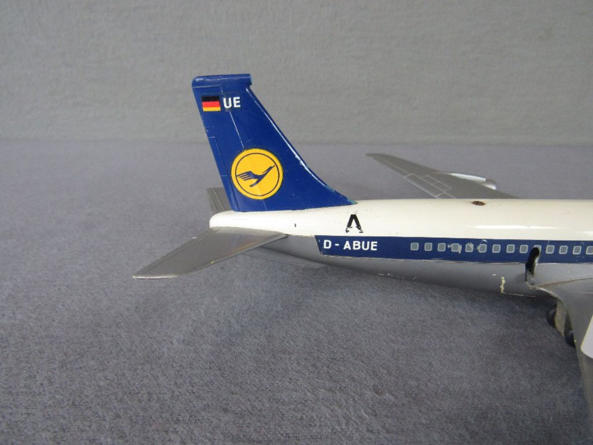 Flugzeugmodell Uhrwerkantrieb Schuko Boing 707 Modell 1024 Länge:24cm - Bild 2 aus 4