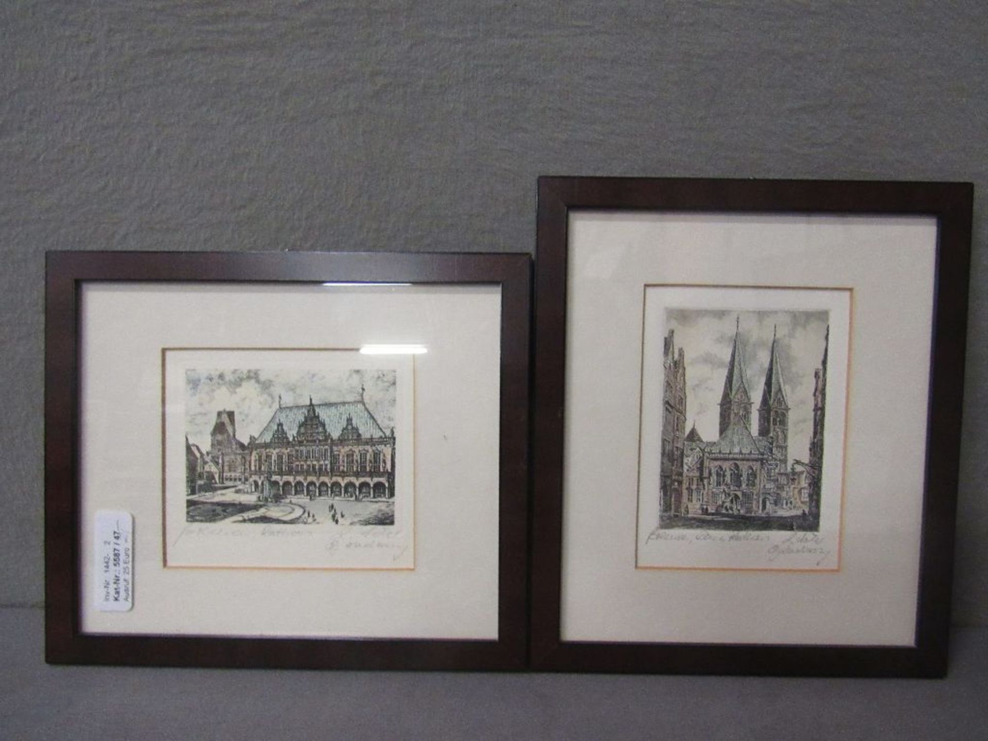 zwei colorierte Grafiken Bremer Rathaus originale Bleistiftsignatur des Künstlers in schöner