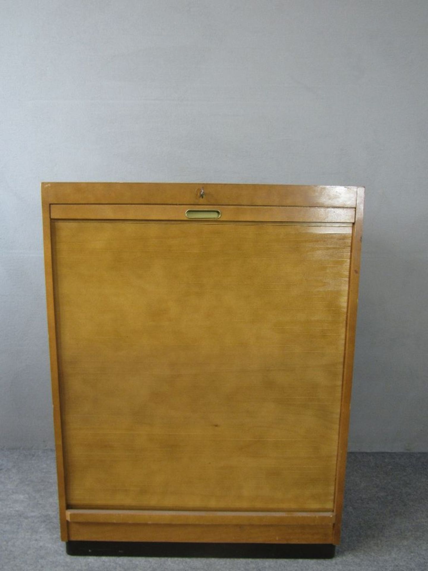 Art Deco Rolladenschrank gerundete Ecken ca. 79x106x35cm