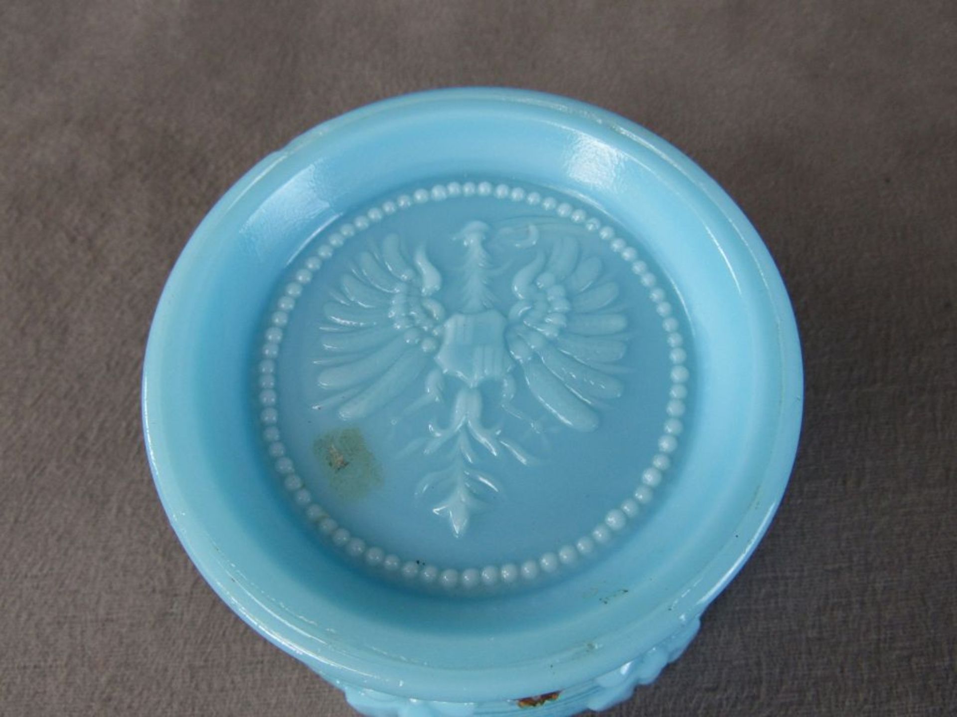 Glasdeckeldose Frankreich Opaline Durchmesser 11,5cm Höhe:14cm - Image 4 of 4