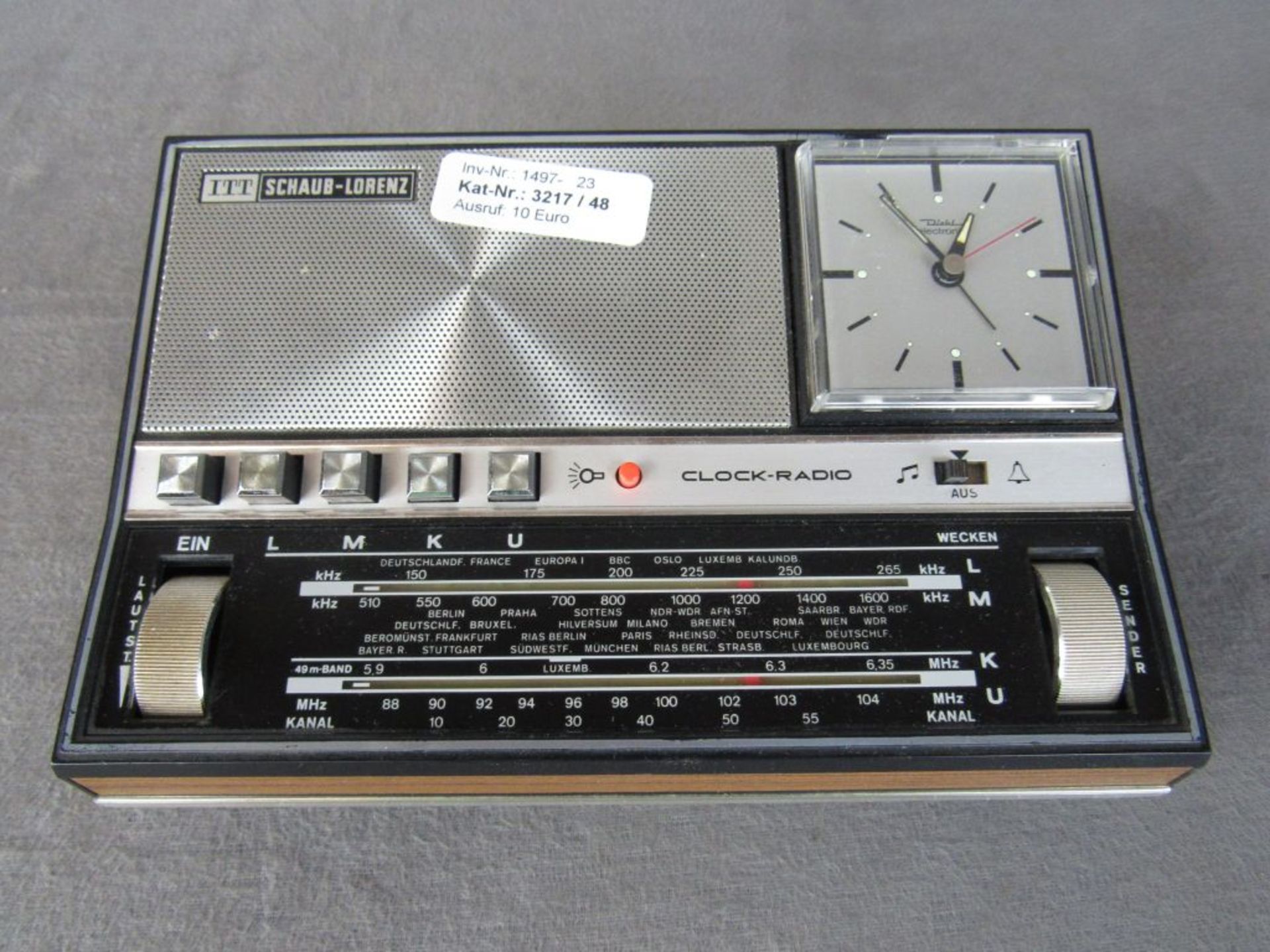 Früher Radiowecker ITT 60er Jahre ca.9x23x15,5cm