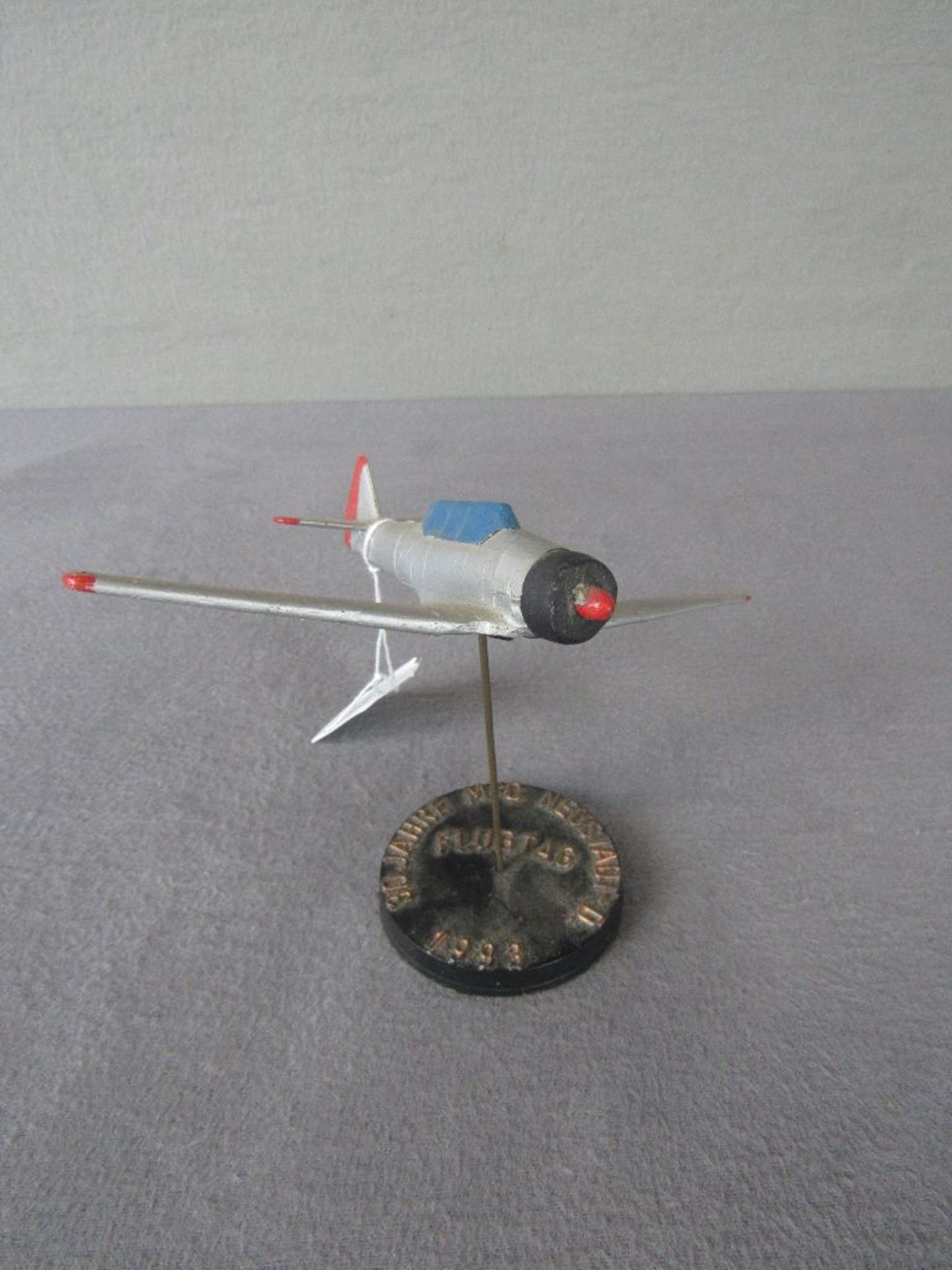 Schreibtischdekoration Modellflugzeug Durchmesser 18,5cm