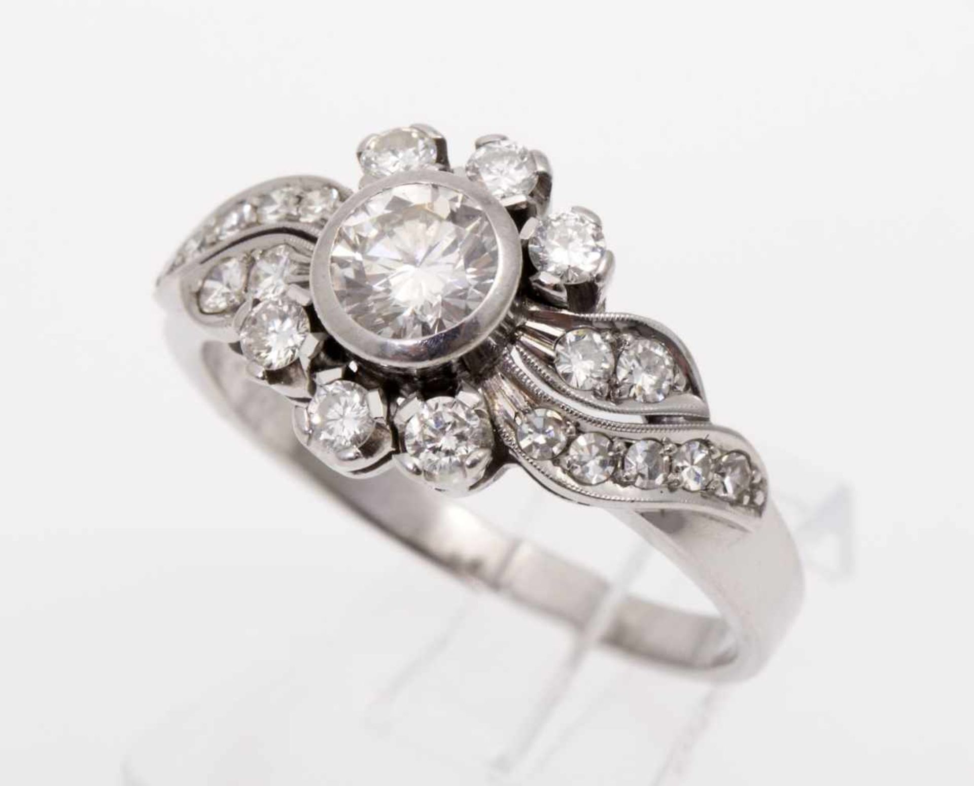 Floral gestalteter Brillant-Diamant-Ring