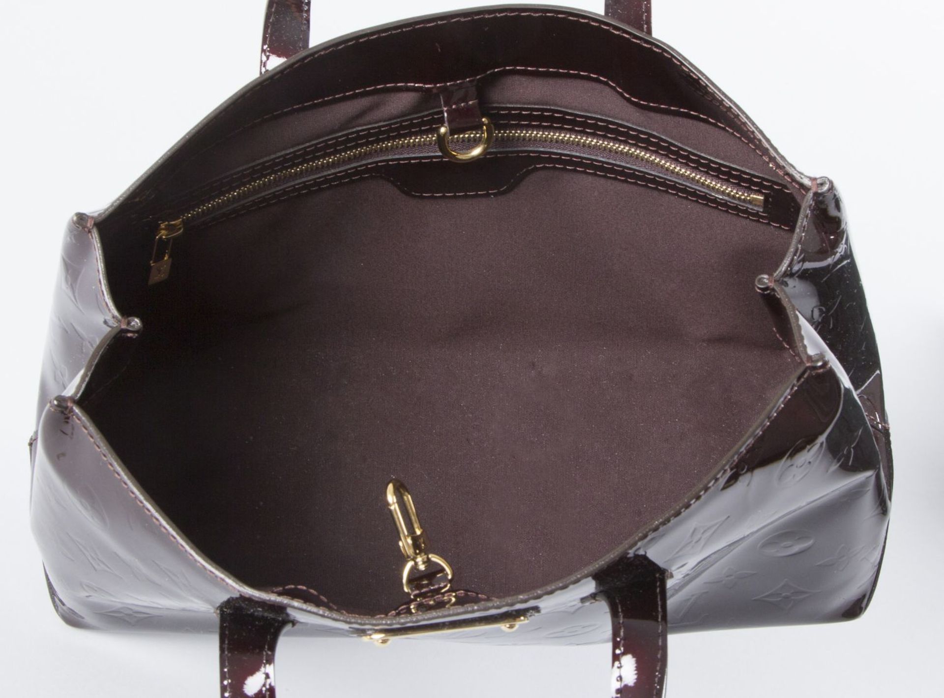 Louis Vuitton "Vernis Wilshire PM" HandtascheBraunes Lackleder mit Monogramm-Prägedruck. Logo-Schild - Bild 2 aus 3