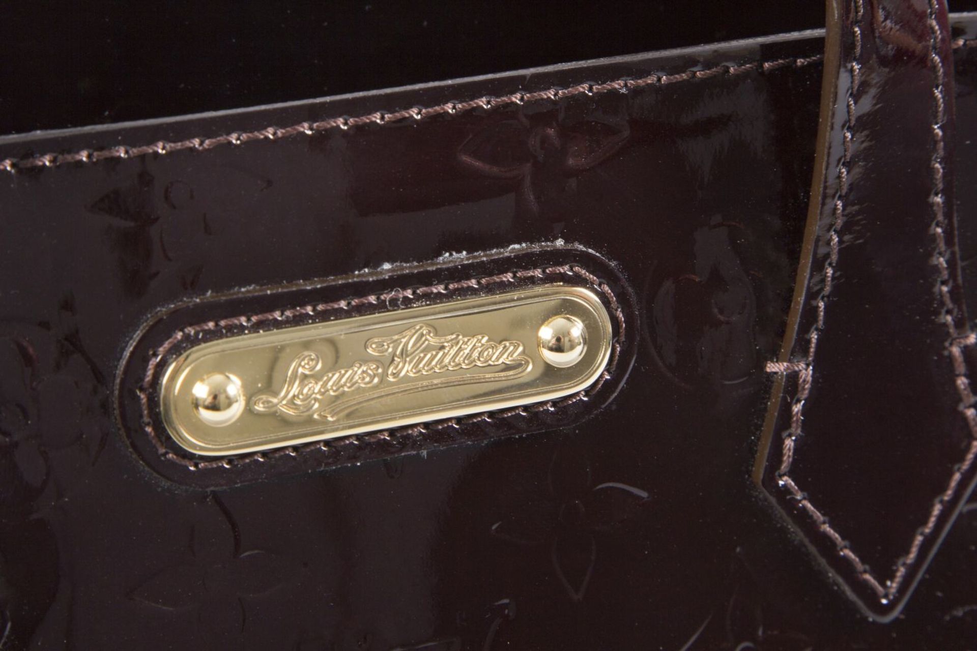 Louis Vuitton "Vernis Wilshire PM" HandtascheBraunes Lackleder mit Monogramm-Prägedruck. Logo-Schild - Bild 3 aus 3