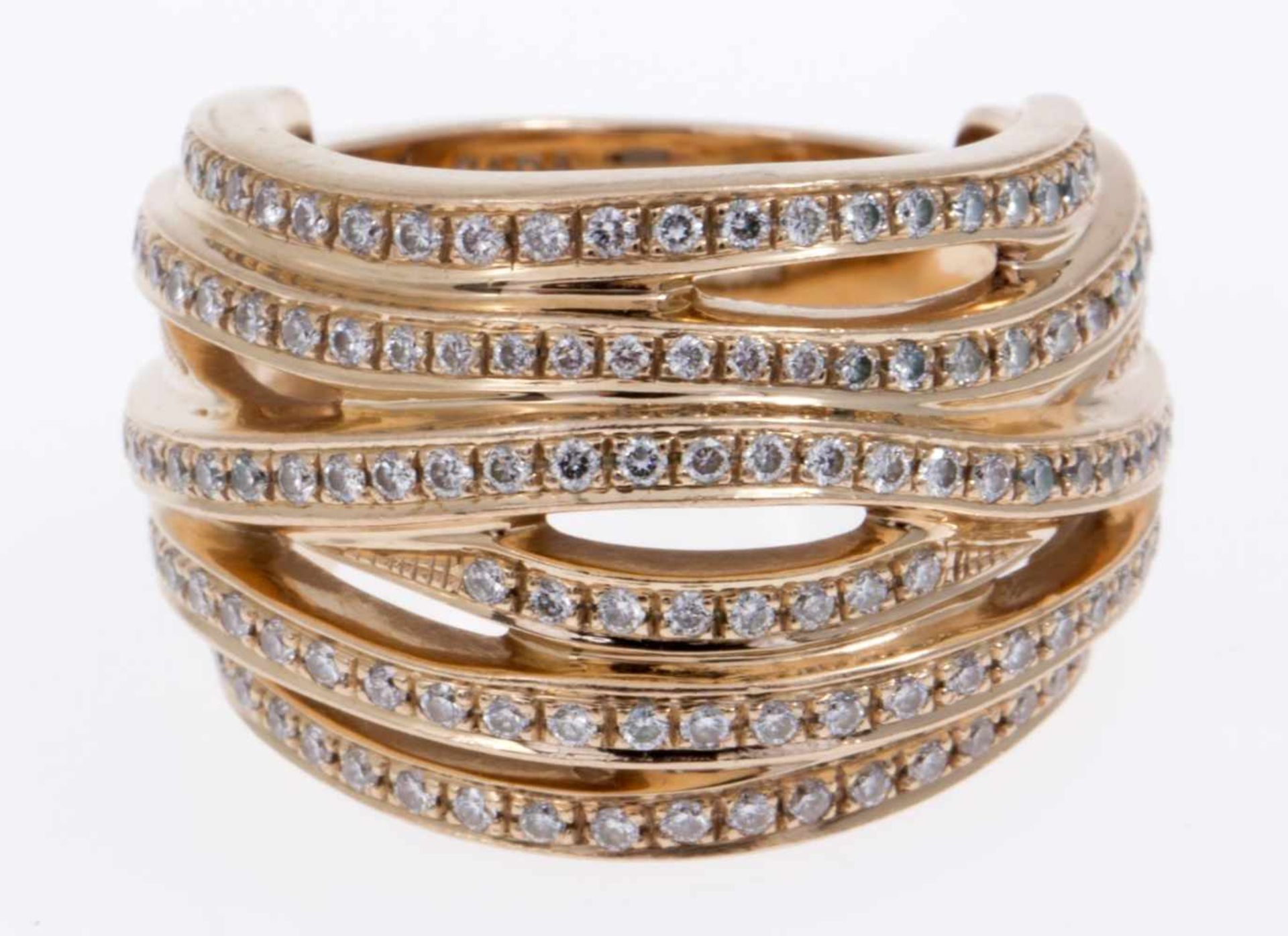 Feiner Brillant-Ring von CADA, MünchenRoségold 750. Ausgefasst mit zahlreichen kleinen Brill. - Bild 2 aus 3
