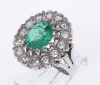 Feiner Smaragd-Brillant-Ring